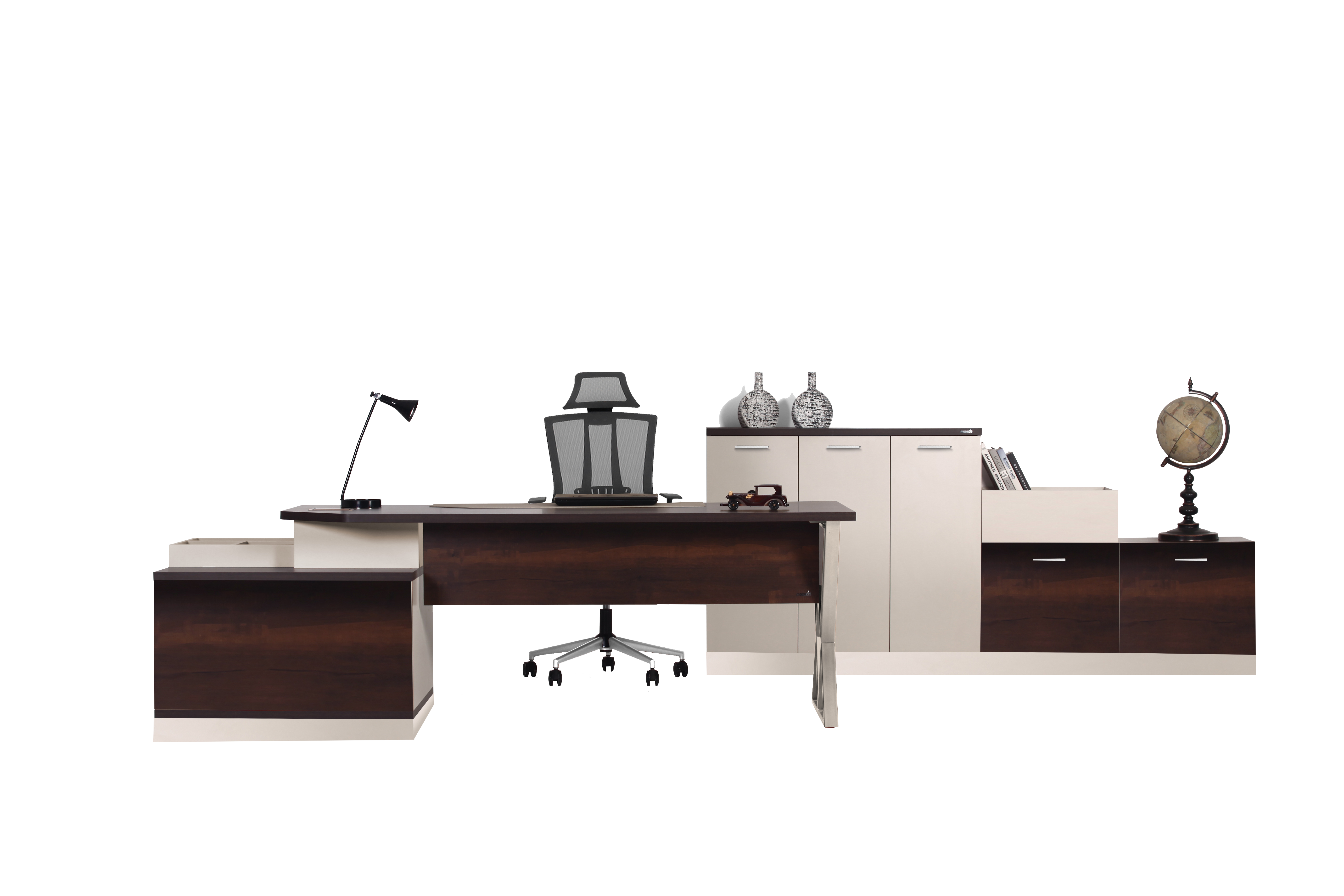 Montania Makam Masa Takımı