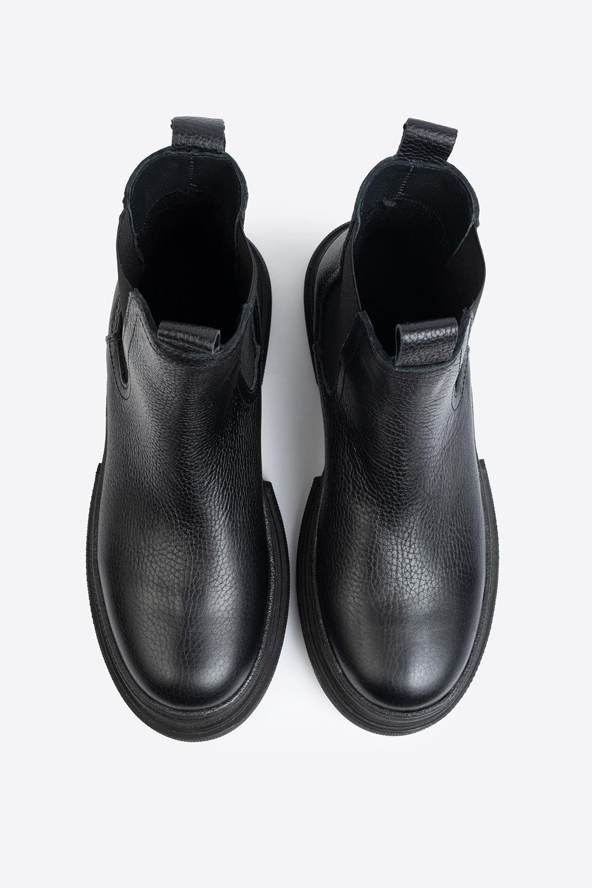 KADIN HAKİKİ DERİ BOT SİYAHKADIN HAKİKİ DERİ BOT SİYAH