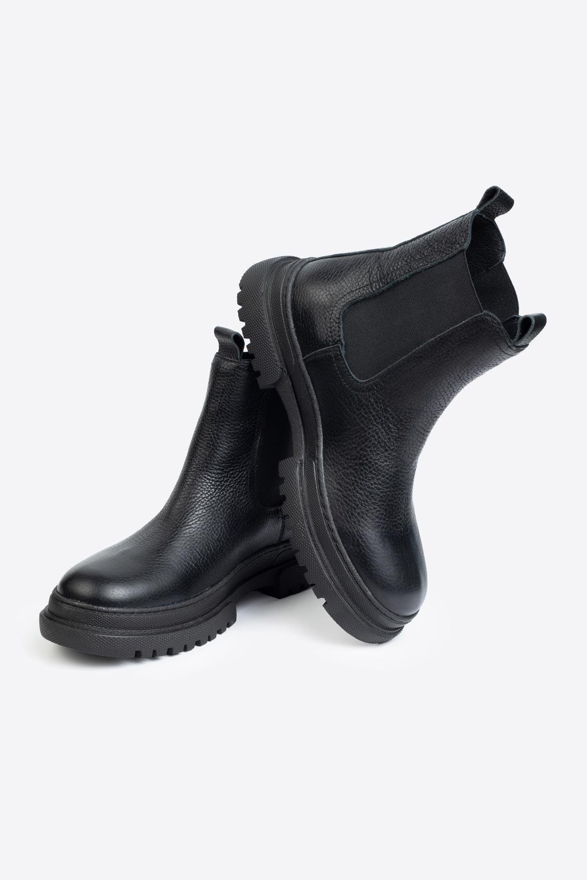 KADIN HAKİKİ DERİ BOT SİYAHKADIN HAKİKİ DERİ BOT SİYAH