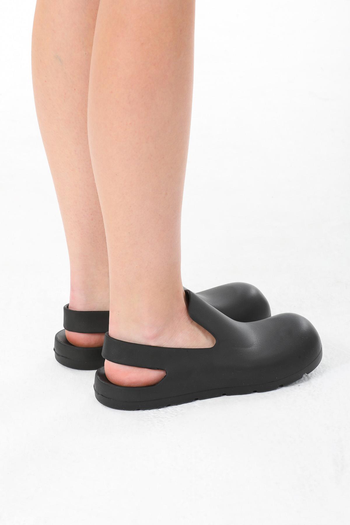 Letoon 1110 Kadın Siyah Sandalet