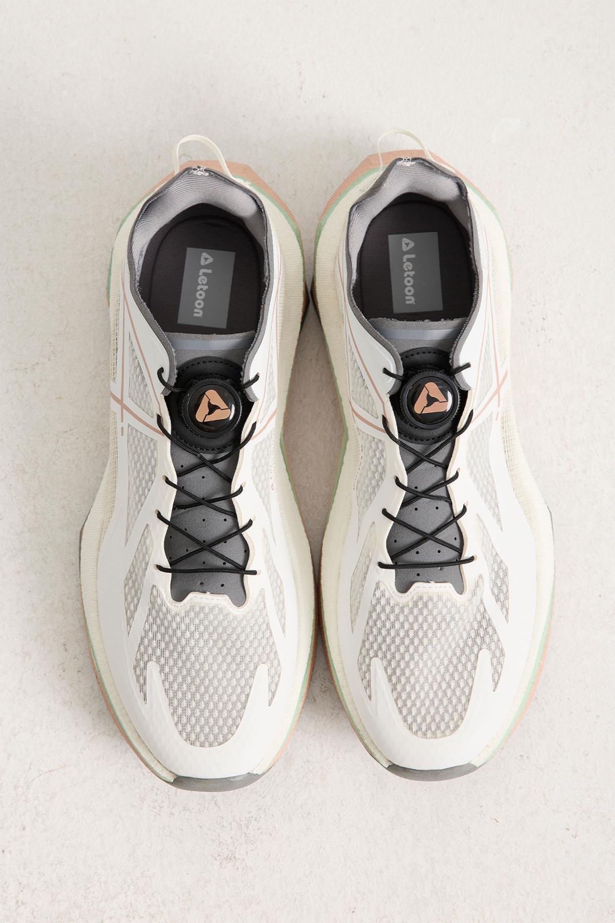 Hafif, Ortopedik Tabanlı, TPU Saya, Nefes Alabilir Beyaz Günlük Ayakkabı Hafif, Ortopedik Tabanlı, TPU Saya, Nefes Alabilir Beyaz Günlük Ayakkabı 