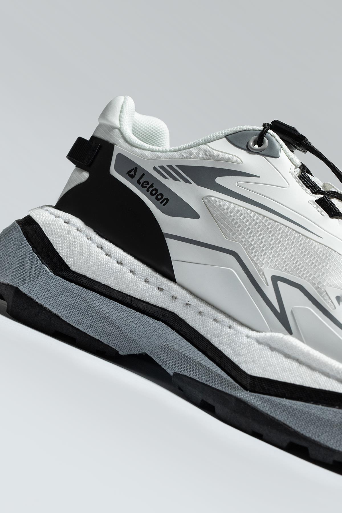 Hafif Tabanlı, Nefes Alabilen, Konforlu Günlük Sneaker Hafif Tabanlı, Nefes Alabilen, Konforlu Günlük Sneaker 