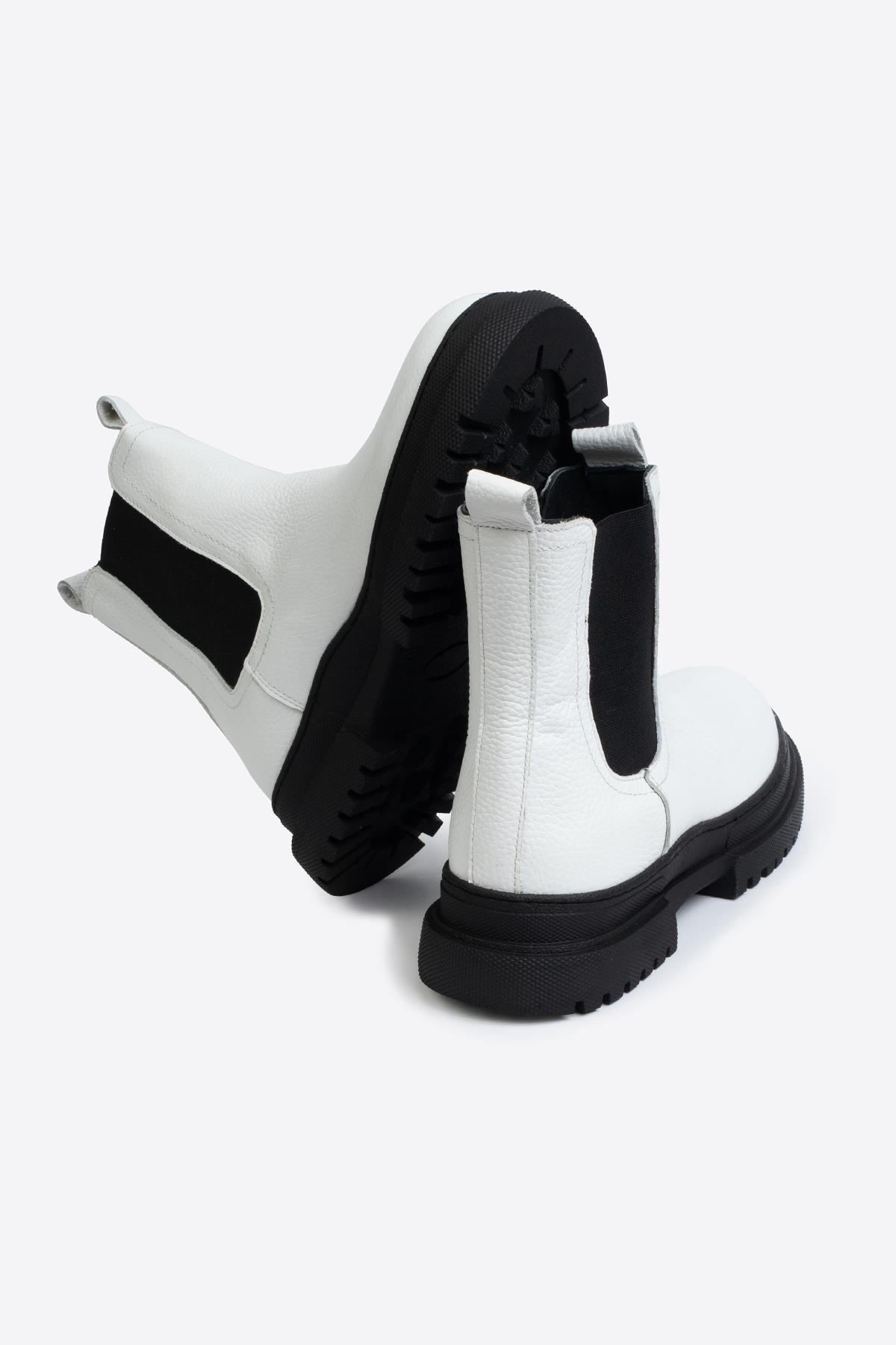 KADIN HAKİKİ DERİ BOT BEYAZKADIN HAKİKİ DERİ BOT BEYAZ