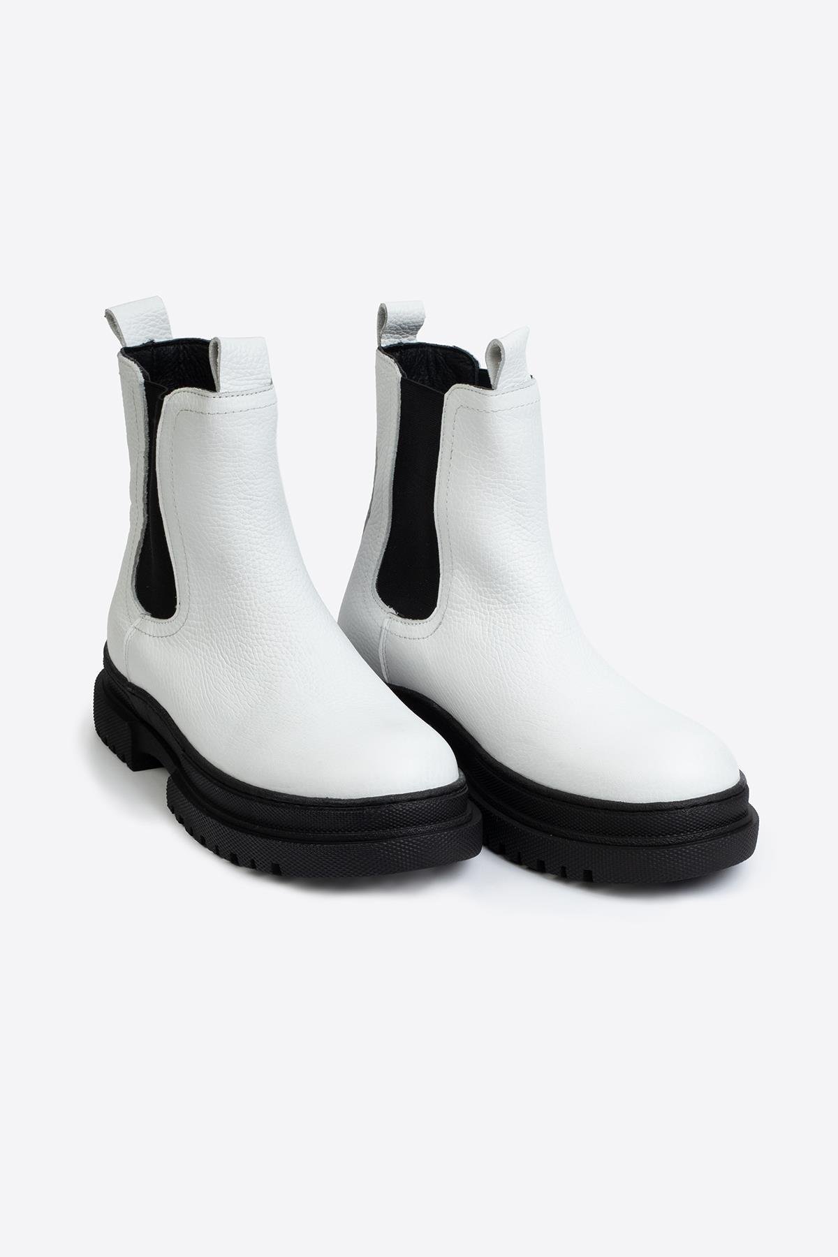 KADIN HAKİKİ DERİ BOT BEYAZKADIN HAKİKİ DERİ BOT BEYAZ