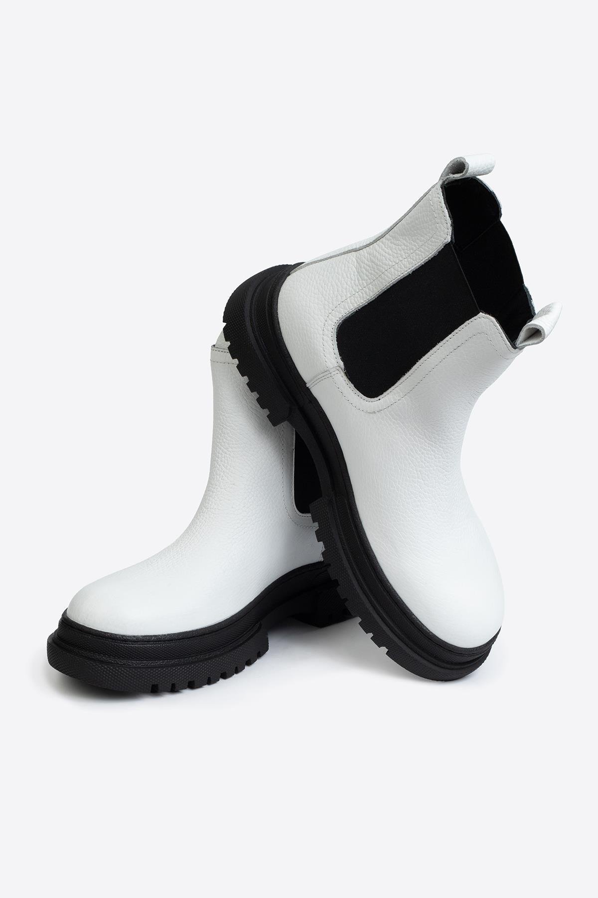 KADIN HAKİKİ DERİ BOT BEYAZKADIN HAKİKİ DERİ BOT BEYAZ