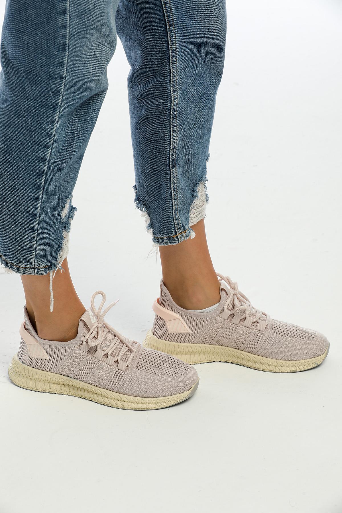 Letoon 2103 Unisex Pembe Beyaz Spor AyakkabıLetoon 2103 Unisex Pembe Beyaz Spor Ayakkabı