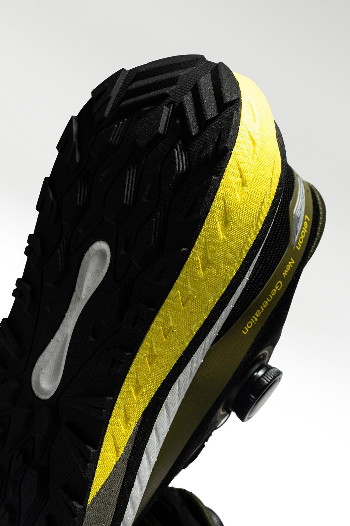 Letoon AirFlex Move-12 Siyah Sarı Erkek Spor Ayakkabı Letoon AirFlex Move-12 Siyah Sarı Erkek Spor Ayakkabı 