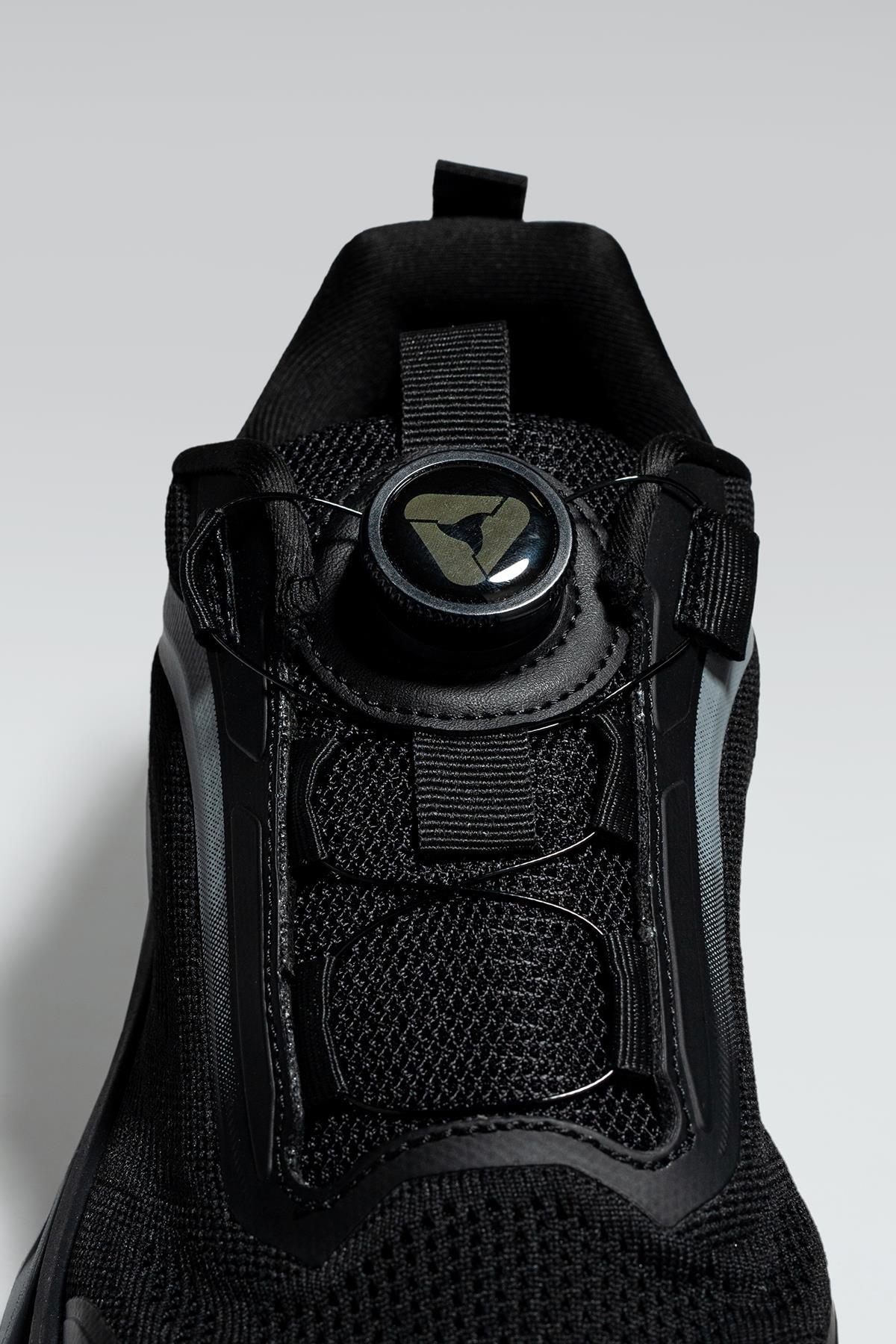 Letoon MOVE-11 Nefes Alabilen File Yapı, Hafif EVA Taban, Bağcıklı Siyah Günlük Ayakkabı Letoon MOVE-11 Nefes Alabilen File Yapı, Hafif EVA Taban, Bağcıklı Siyah Günlük Ayakkabı 