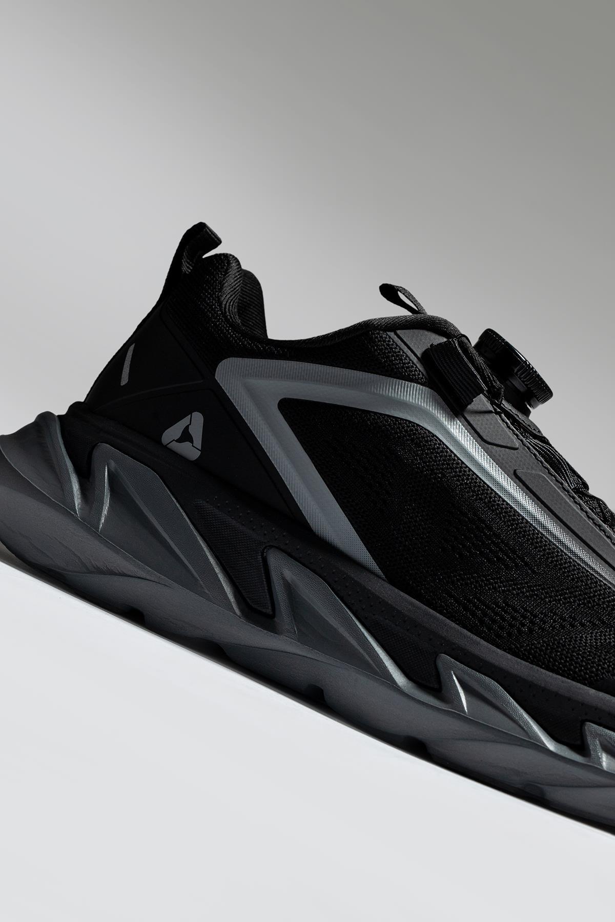 Letoon MOVE-11 Nefes Alabilen File Yapı, Hafif EVA Taban, Bağcıklı Siyah Günlük Ayakkabı Letoon MOVE-11 Nefes Alabilen File Yapı, Hafif EVA Taban, Bağcıklı Siyah Günlük Ayakkabı 