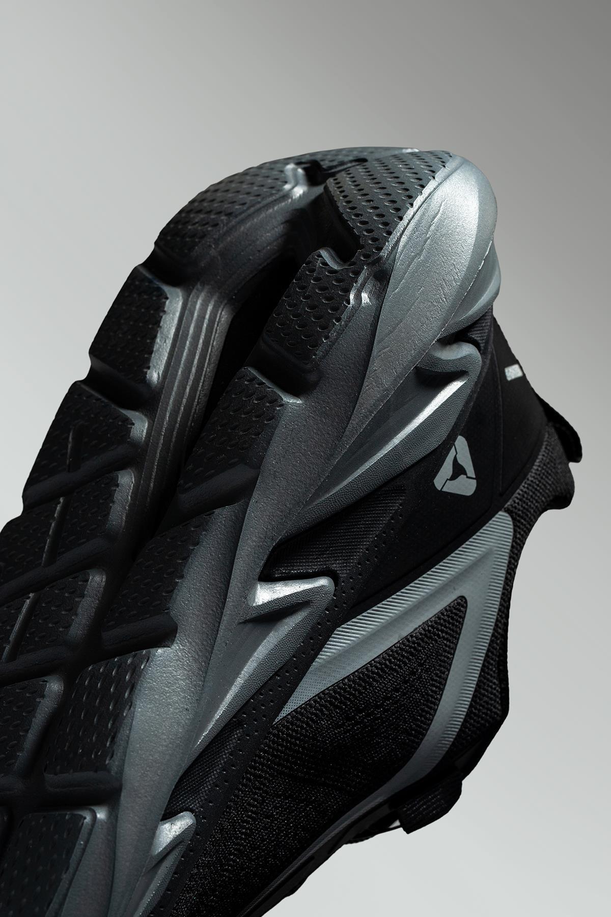 Letoon MOVE-11 Nefes Alabilen File Yapı, Hafif EVA Taban, Bağcıklı Siyah Günlük Ayakkabı Letoon MOVE-11 Nefes Alabilen File Yapı, Hafif EVA Taban, Bağcıklı Siyah Günlük Ayakkabı 