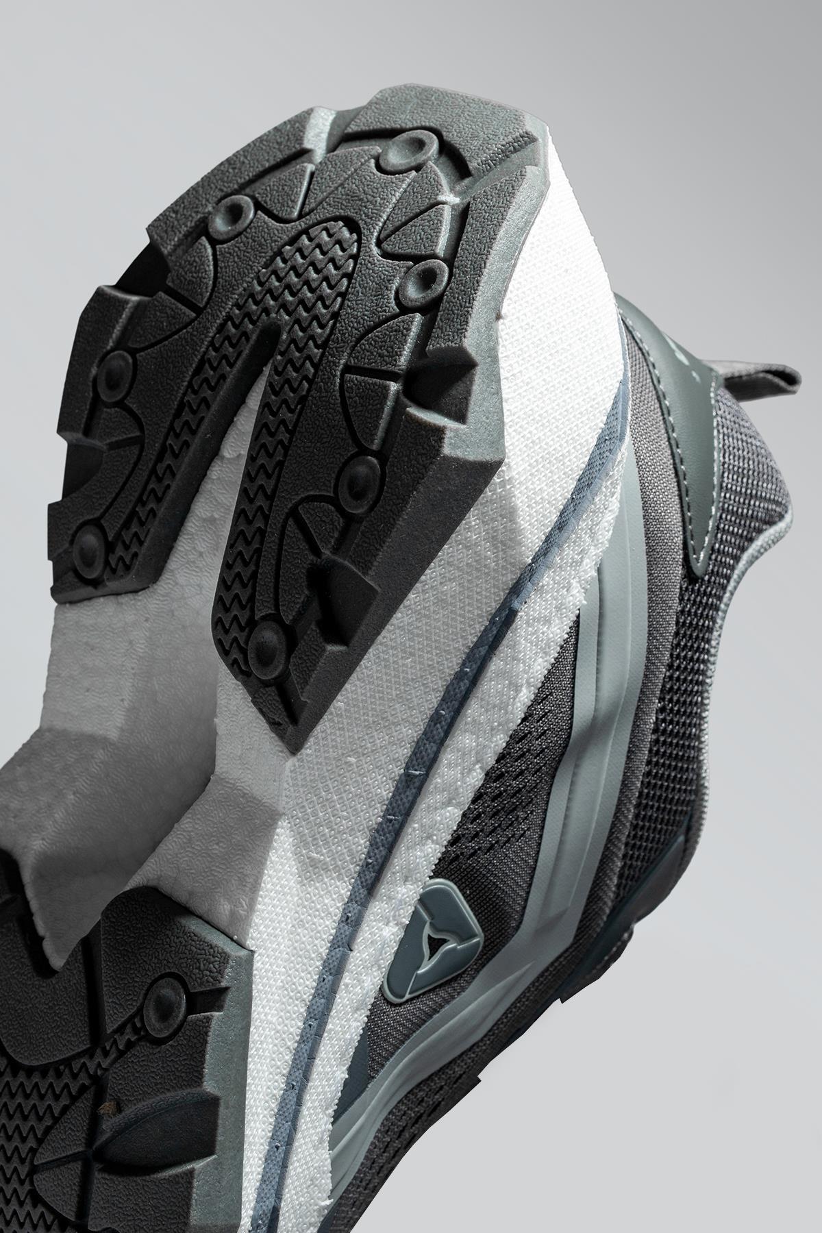 Letoon MOVE-9 File Saya, Konforlu Taban, Füme Günlük ve Aktif Kullanım İçin Sneaker Letoon MOVE-9 File Saya, Konforlu Taban, Füme Günlük ve Aktif Kullanım İçin Sneaker 