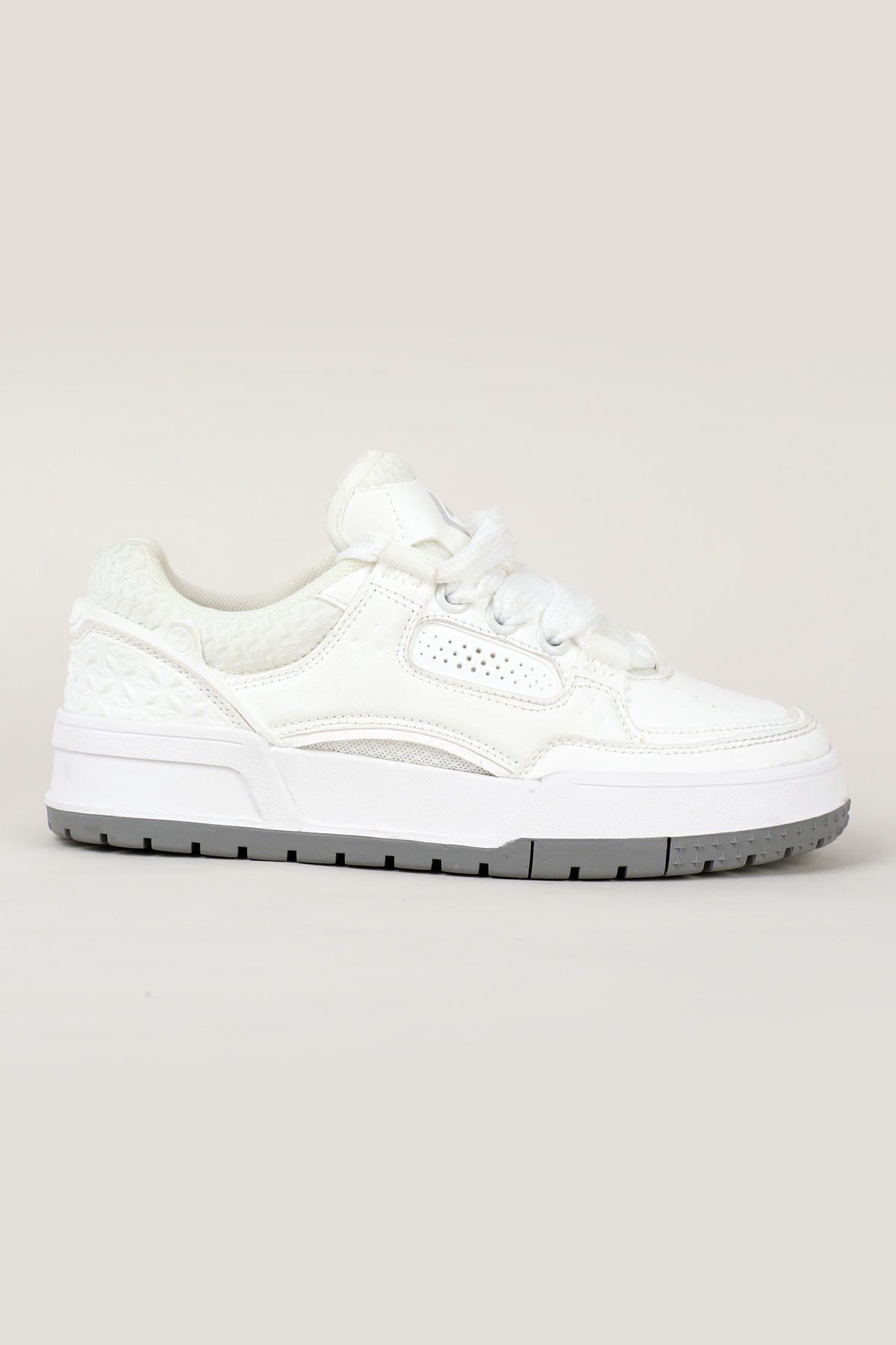 Letoon MOVE-EOPAIA Kalın Tabanlı Retro Tasarım Bağcıklı Günlük Sneaker Spor Ayakkabı BEYAZ