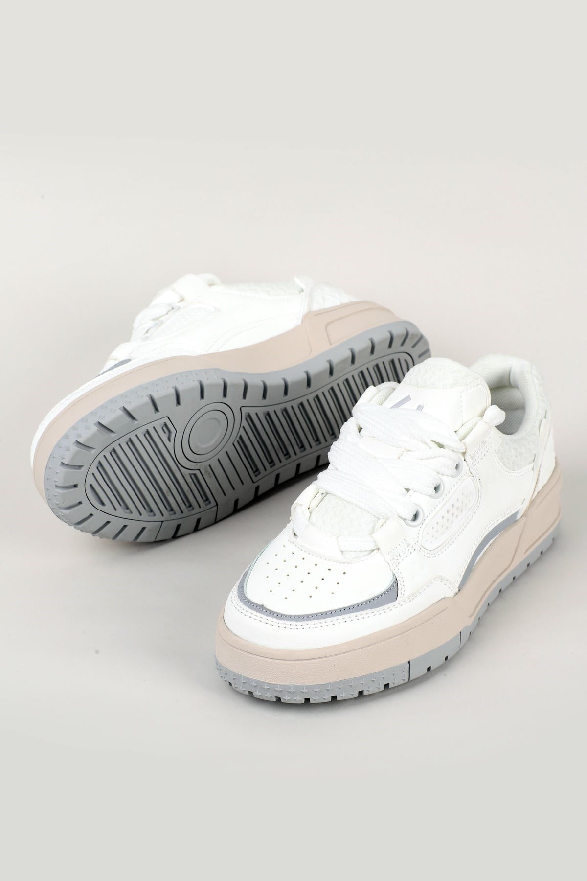 Letoon MOVE-EOPAIA Kalın Tabanlı Retro Tasarım Bağcıklı Günlük Sneaker Spor Ayakkabı BEYAZ GRİ