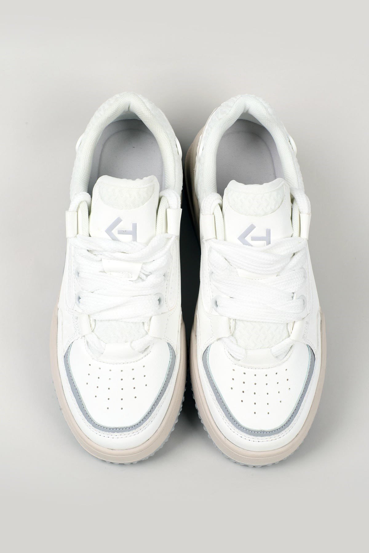 Letoon MOVE-EOPAIA Kalın Tabanlı Retro Tasarım Bağcıklı Günlük Sneaker Spor Ayakkabı BEYAZ GRİ