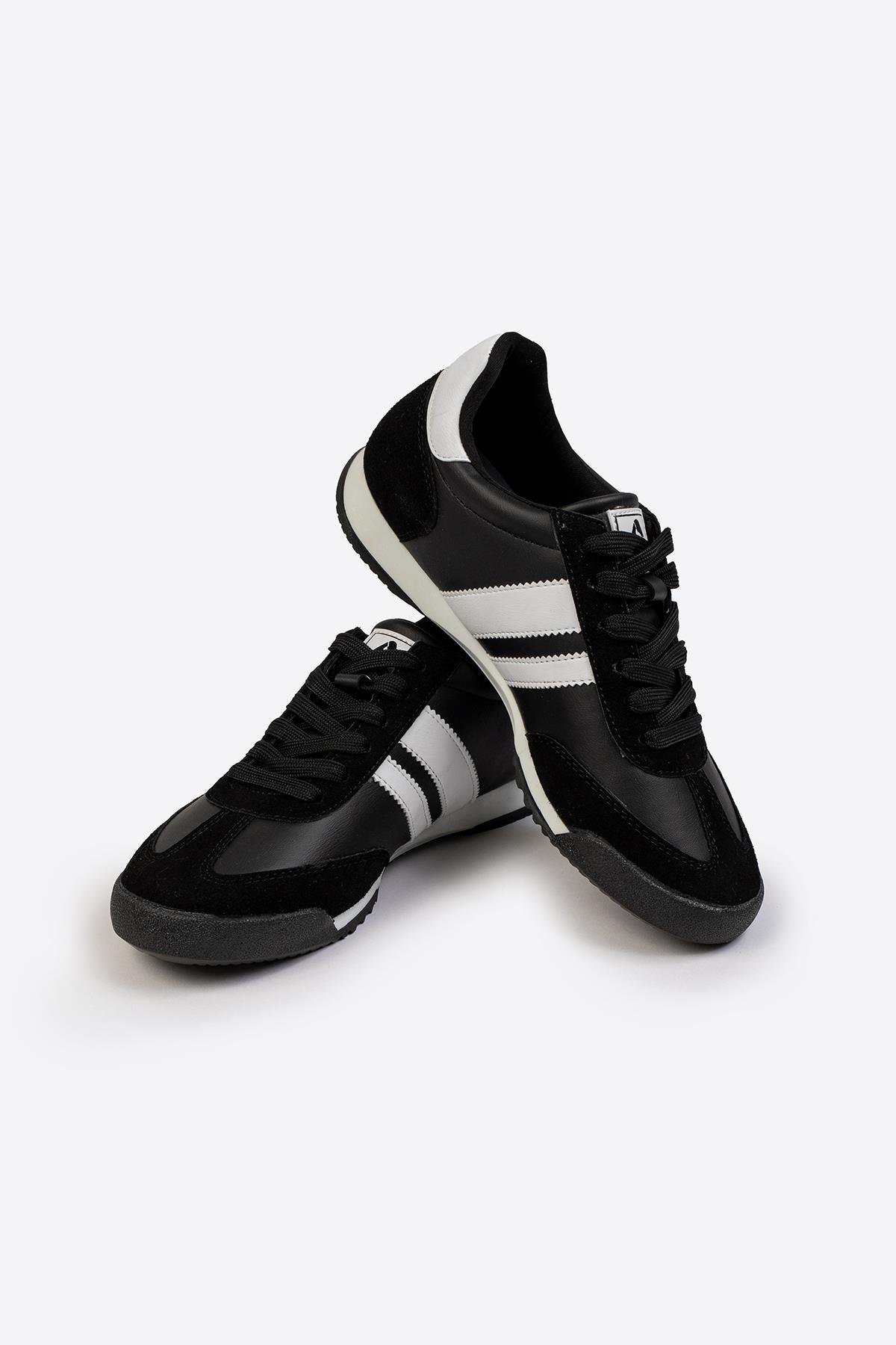 Unısex Siyah Beyaz Şeritli Gunluk  Ayakkabı Unısex Siyah Beyaz Şeritli Gunluk  Ayakkabı 