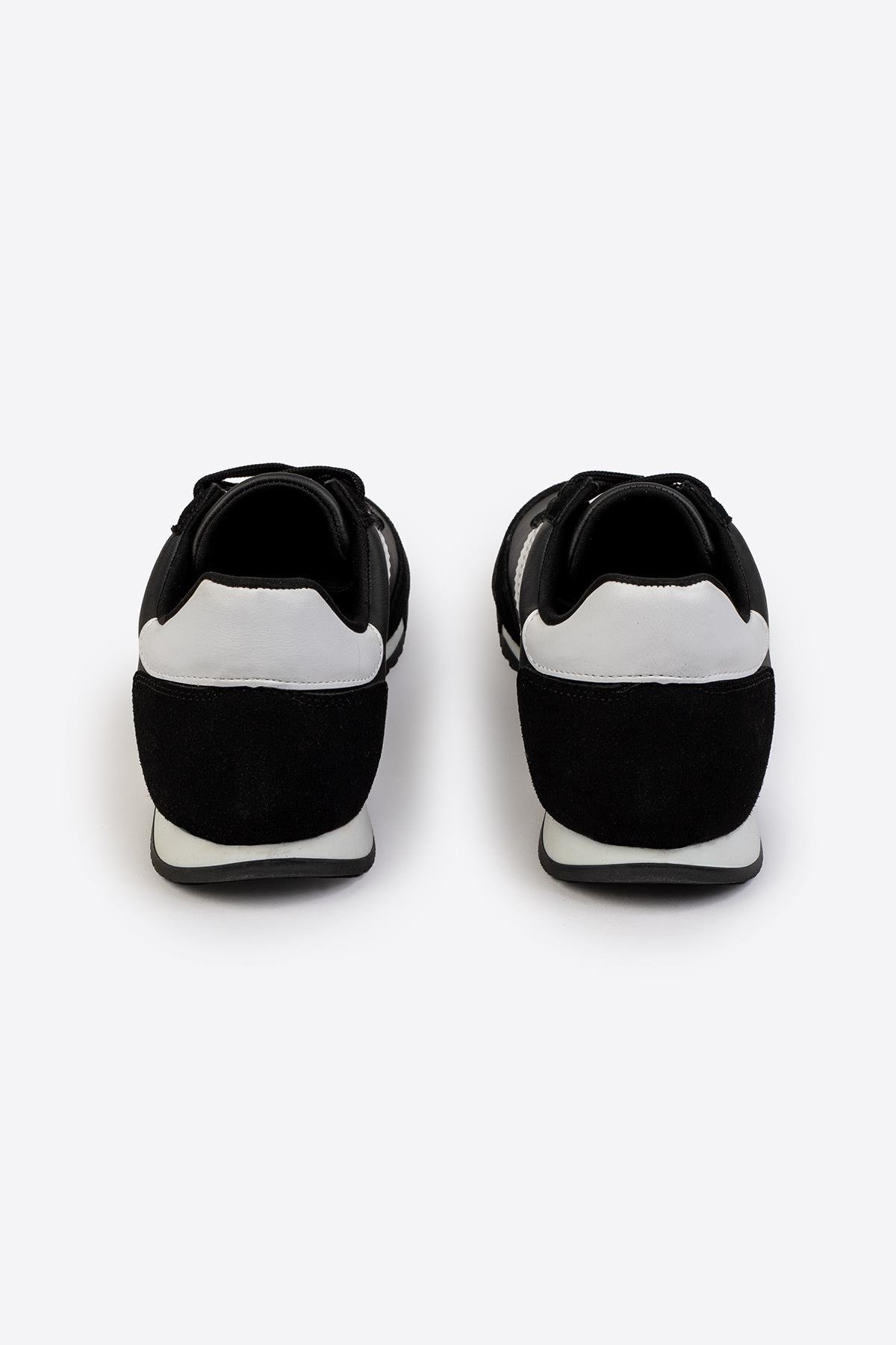 Unısex Siyah Beyaz Şeritli Gunluk  Ayakkabı Unısex Siyah Beyaz Şeritli Gunluk  Ayakkabı 