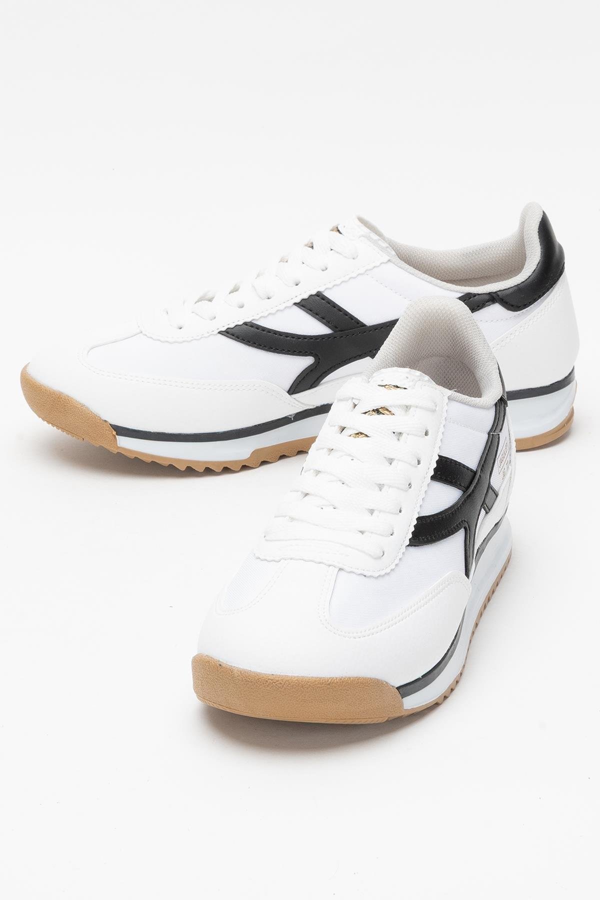 Kadın Beyaz Renk Denye Kumaş Günlük Spor Ayakkabı 