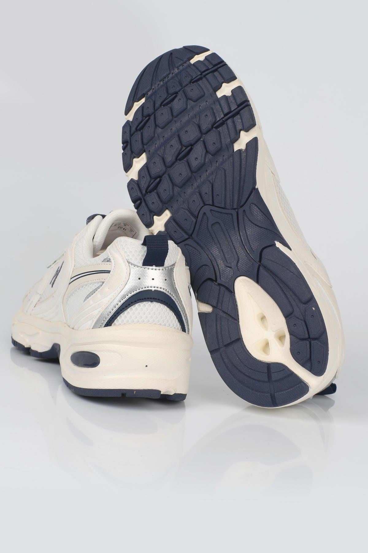 Letoon  MOVE-25 Retro Tasarım Kalın Tabanlı File Detaylı Günlük Sneaker Spor Ayakkabı BEYAZ