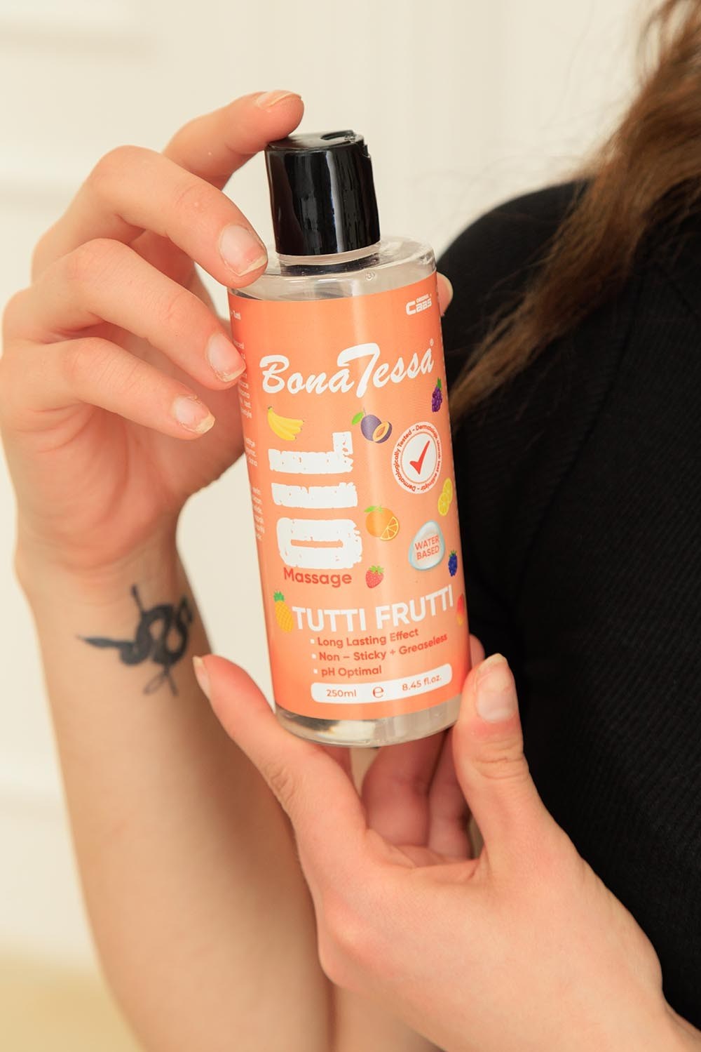 Bona Tessa Gel Tutti Frutti masaj yağı 250 ml