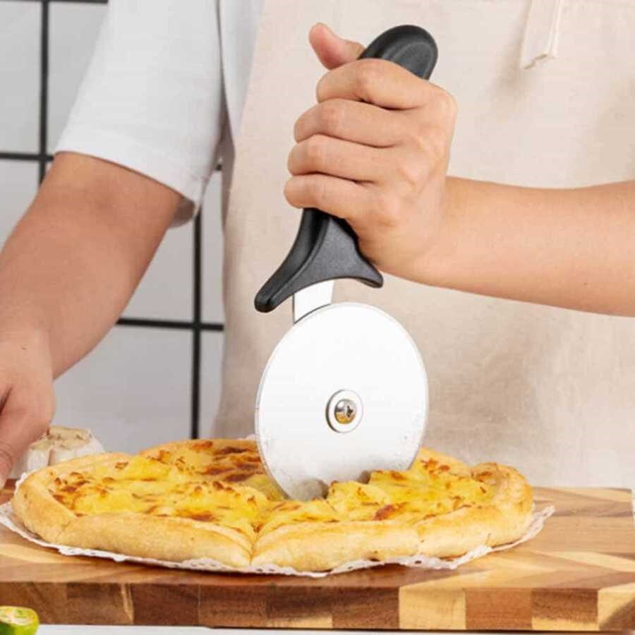 Epinox Pizza Kesici 10 cm (PİZ-10)-MUTFAK EL ALETLERİ VE AKSESUARLAR - Demasan
