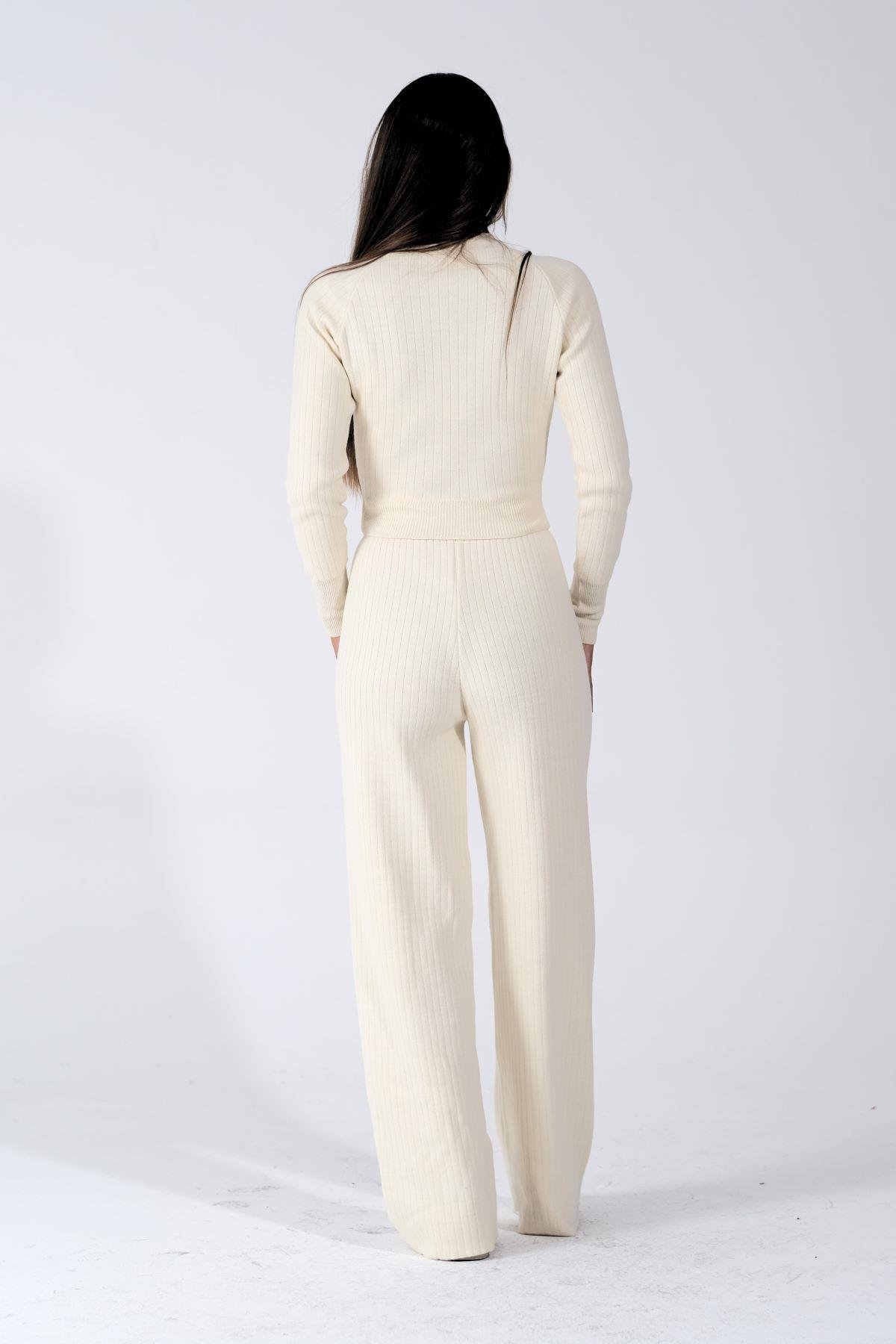 Beyaz Bisiklet Yaka Tunik Pantolon İkili Triko Alt Üst Takım