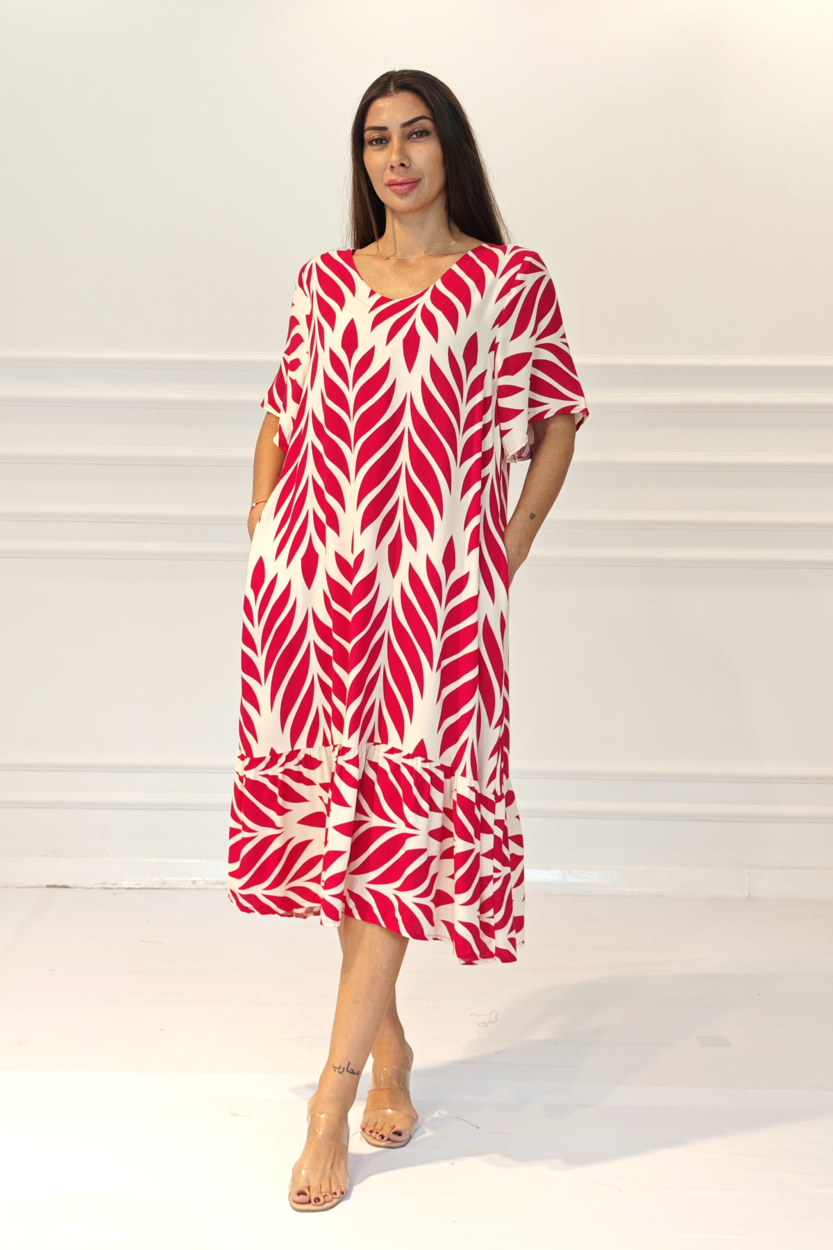 Fuşya Desenli V Yaka Cepli Etekleri Fırıfırlı Midi Elbise