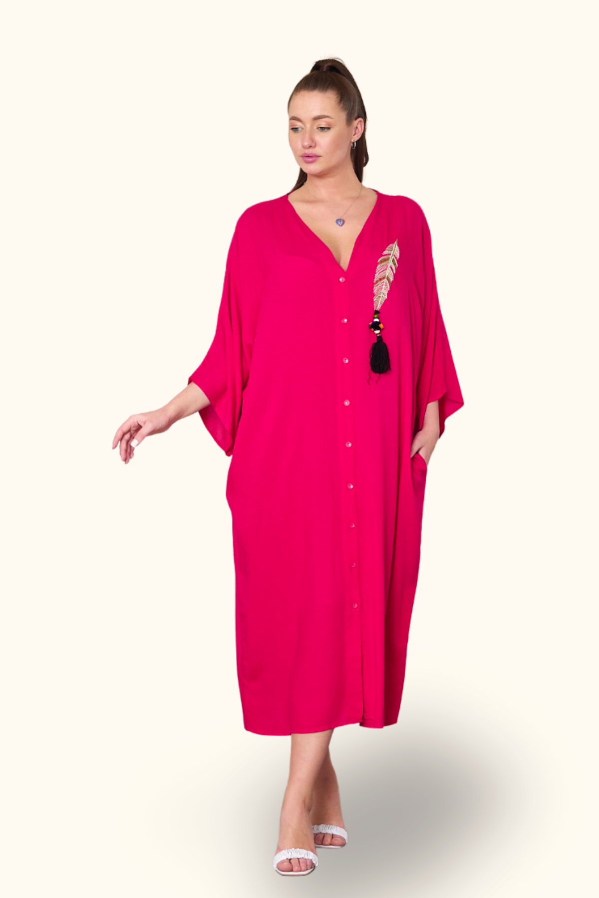 Fuşya V Yaka Tüy Nakışlı Boncuklu Cepli Oversize Uzun Elbise