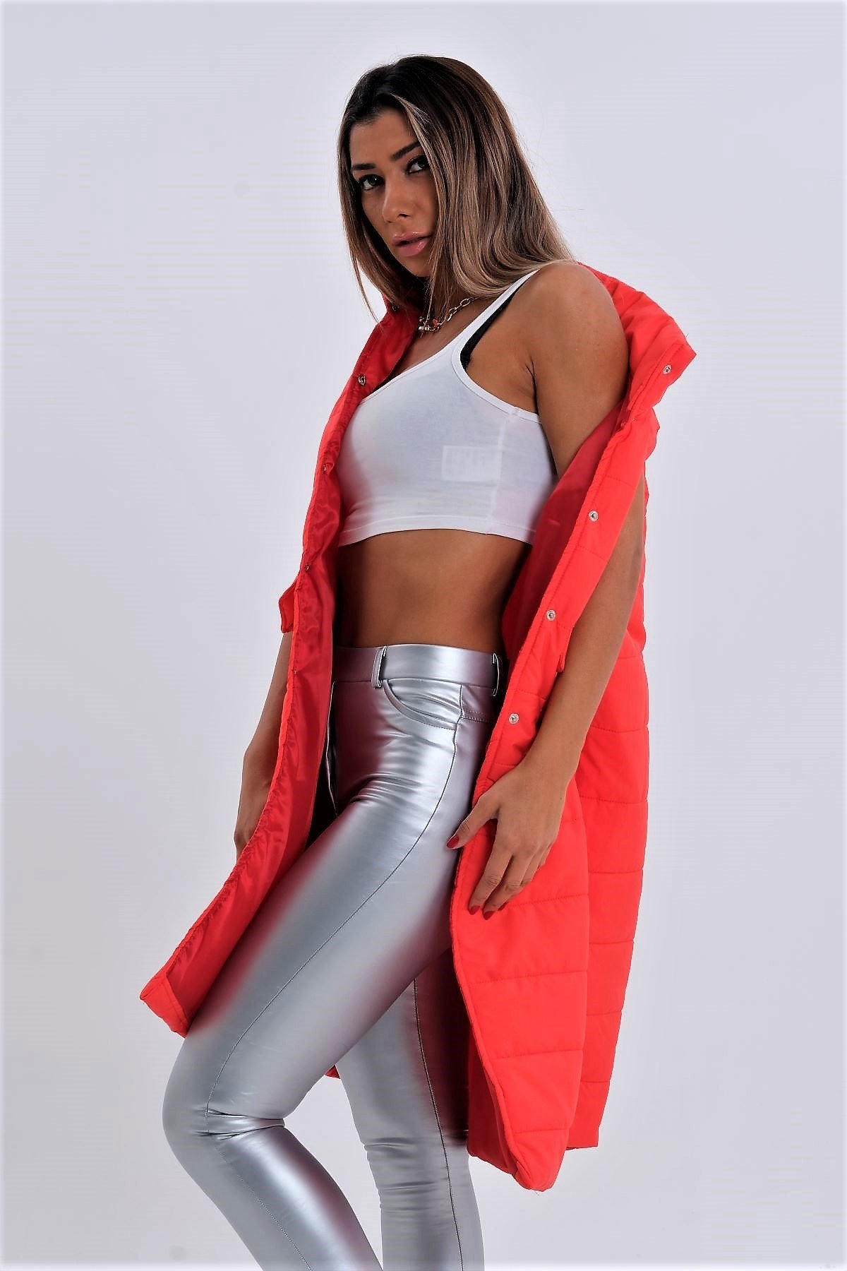 Kırmızı Dik Yaka Cep Detaylı Uzun Şişme Yelek