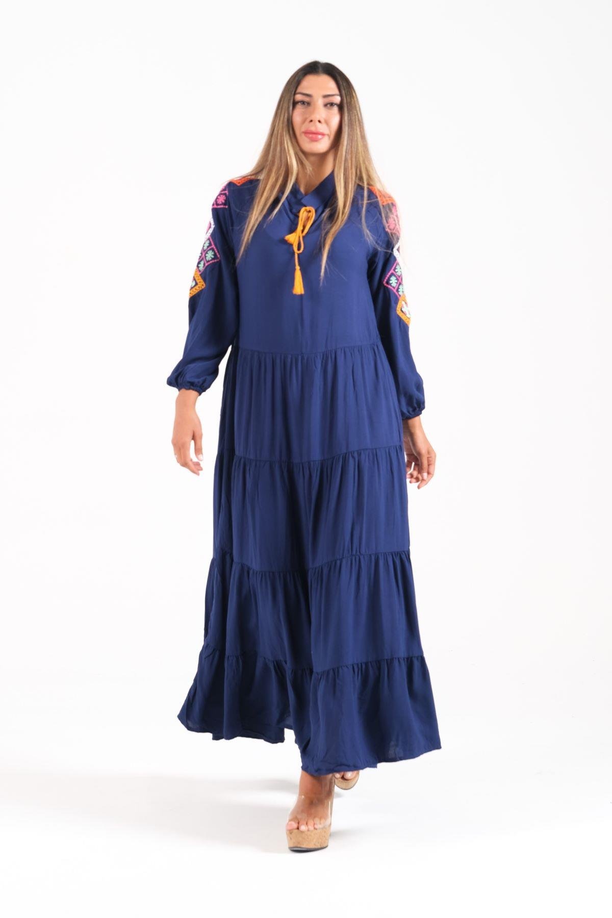 Lacivert Sıfır Yaka Kolları Nakışlı Eteği Kat Kat Uzun Elbise