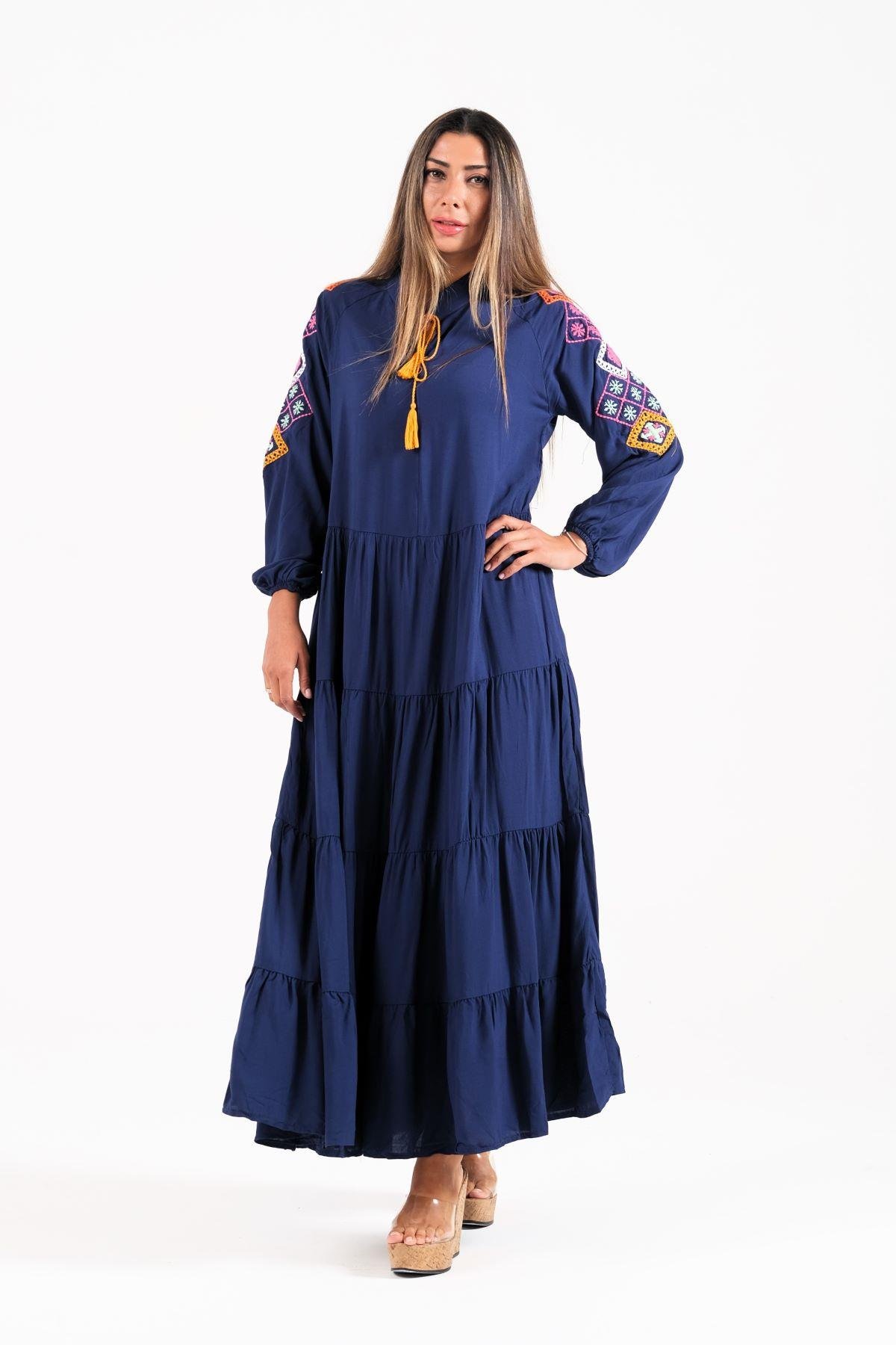 Lacivert Sıfır Yaka Kolları Nakışlı Eteği Kat Kat Uzun Elbise