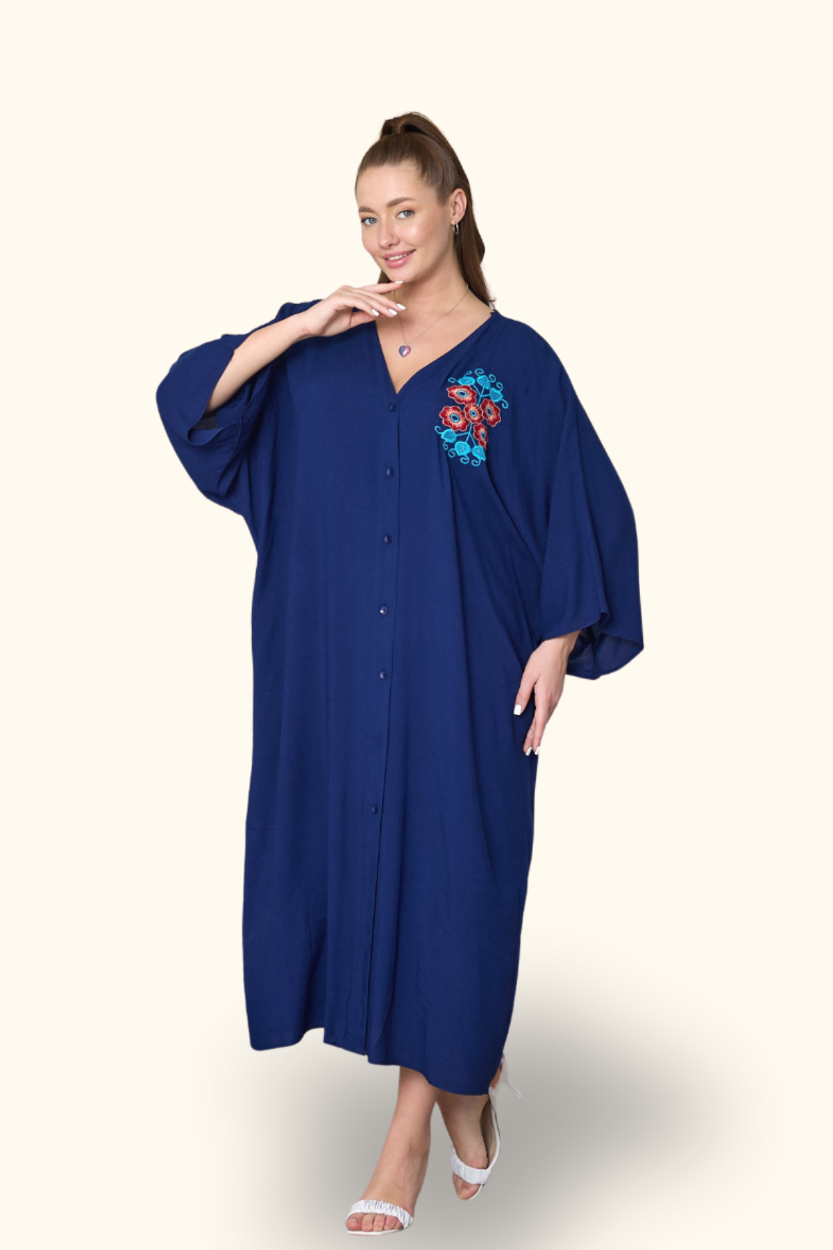 Lacivert V Yaka Sırtı ve Göğsü Çiçek Nakışlı Cepli Oversize Uzun Gömlek Elbise