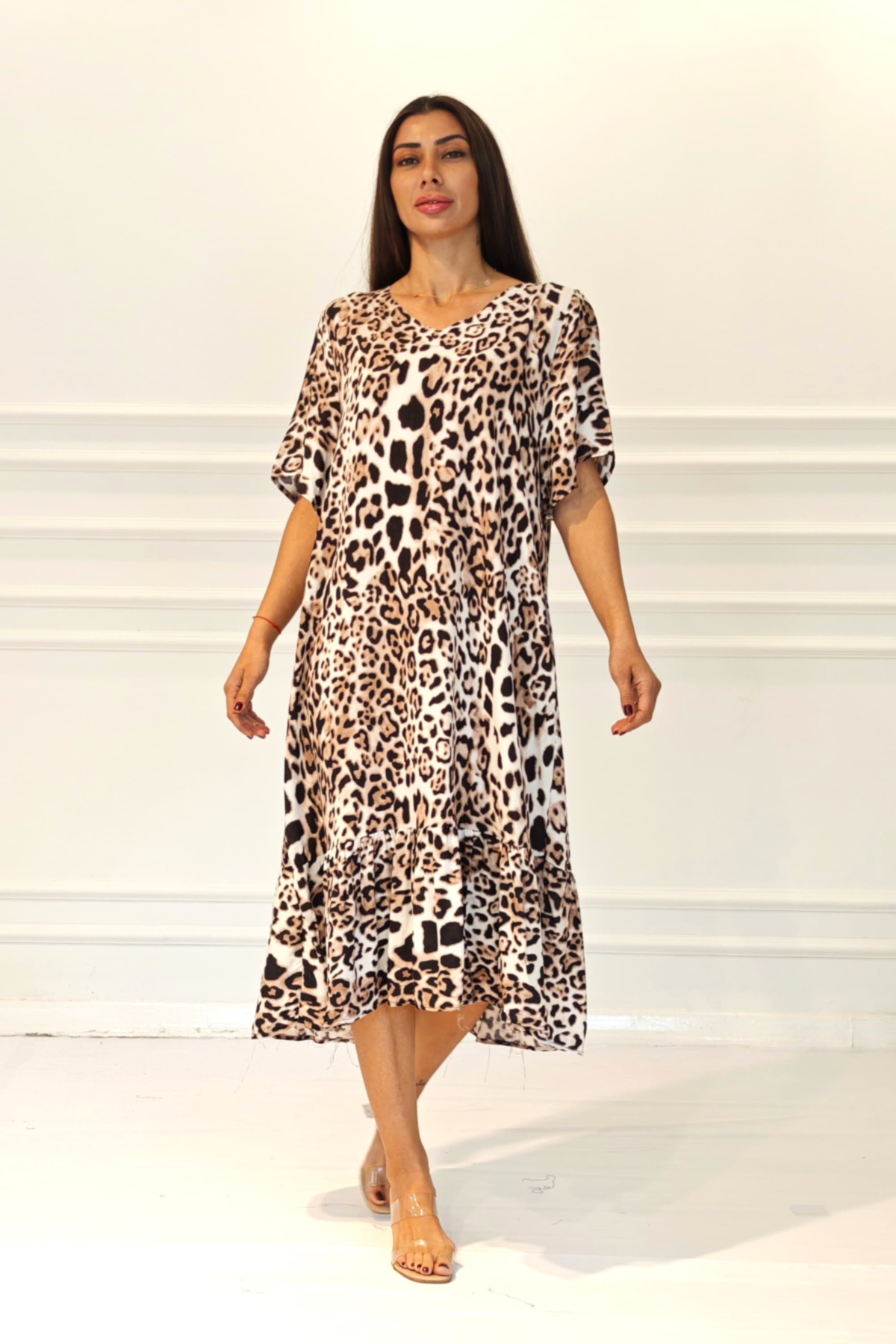 Leopar Desenli V Yaka Cepli Etekleri Fırıfırlı Midi Elbise