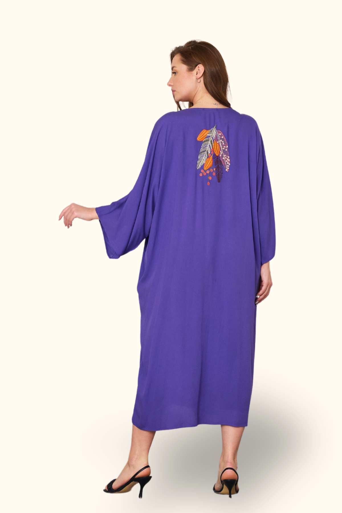 Mor V Yaka Tüy Nakışlı Boncuklu Cepli Oversize Uzun Elbise