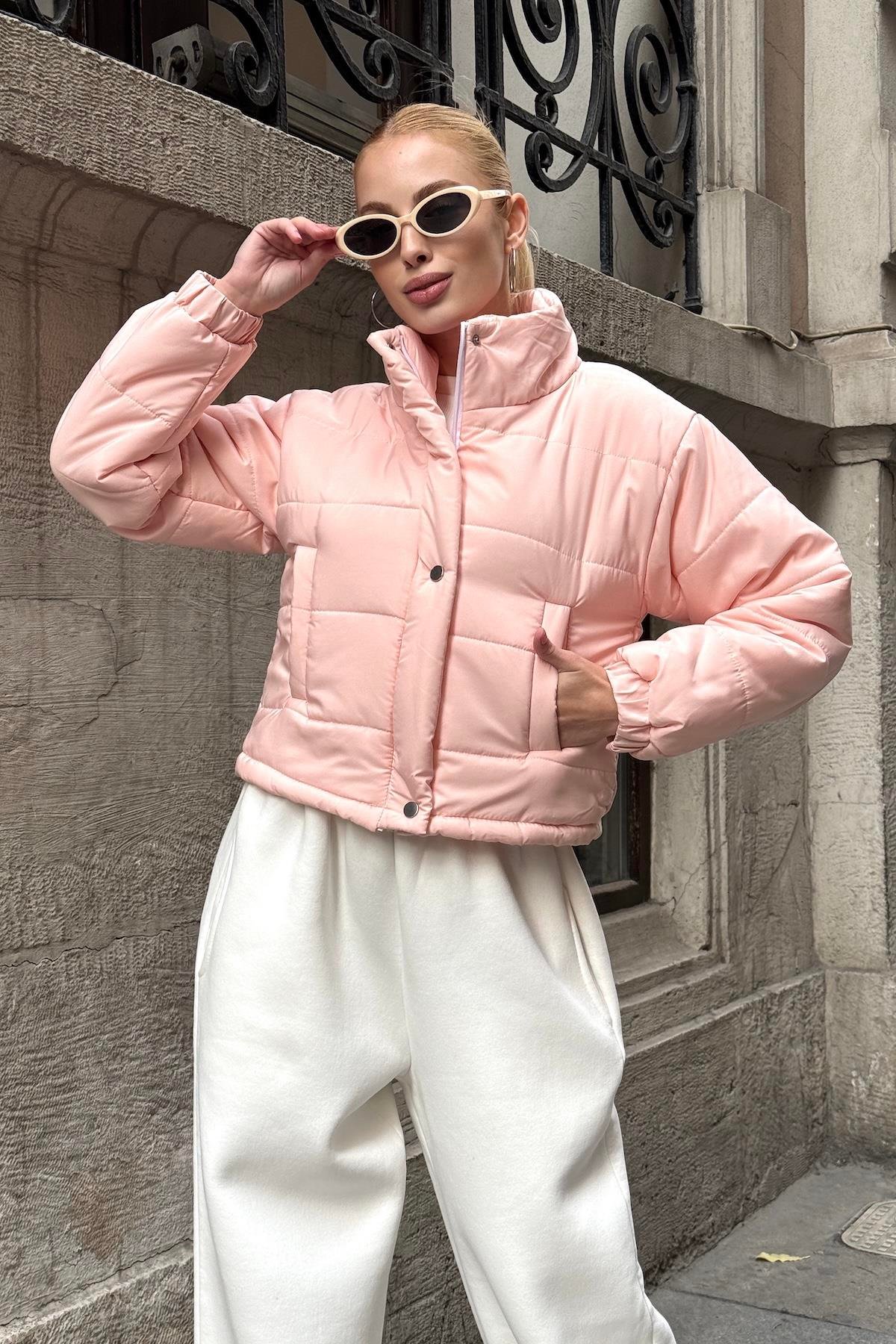 معطف قصير قابل للنفخ أسود بياقة قصيرة قابلة للنفخ مع سحاب بياقة قصيرة مع سحاب قفل قفل المفاجئة