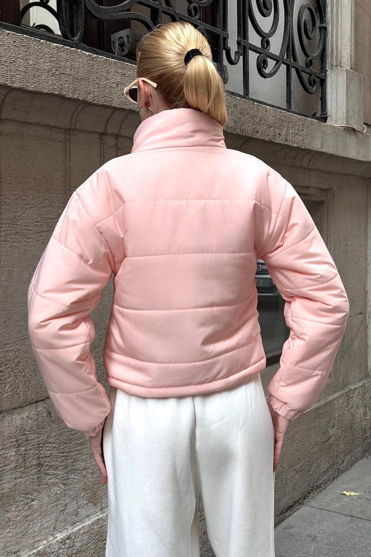 معطف قصير قابل للنفخ أسود بياقة قصيرة قابلة للنفخ مع سحاب بياقة قصيرة مع سحاب قفل قفل المفاجئة