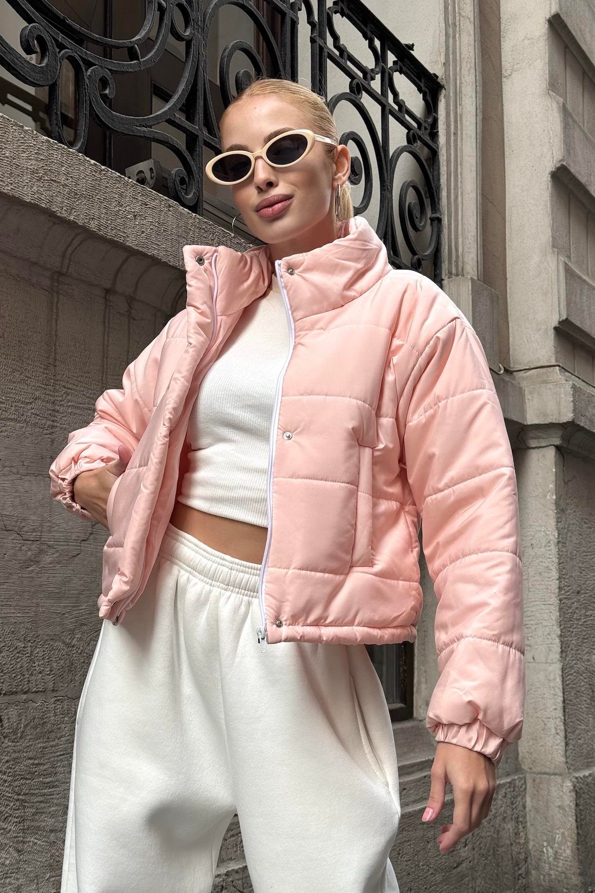 معطف قصير قابل للنفخ أسود بياقة قصيرة قابلة للنفخ مع سحاب بياقة قصيرة مع سحاب قفل قفل المفاجئة