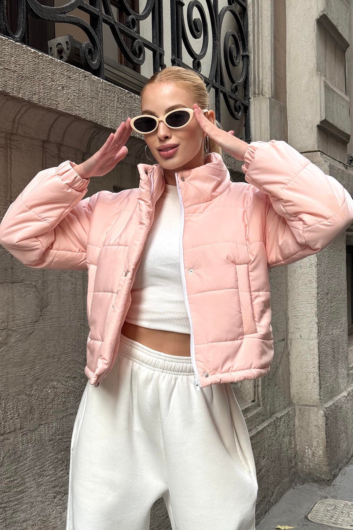 معطف قصير قابل للنفخ أسود بياقة قصيرة قابلة للنفخ مع سحاب بياقة قصيرة مع سحاب قفل قفل المفاجئة