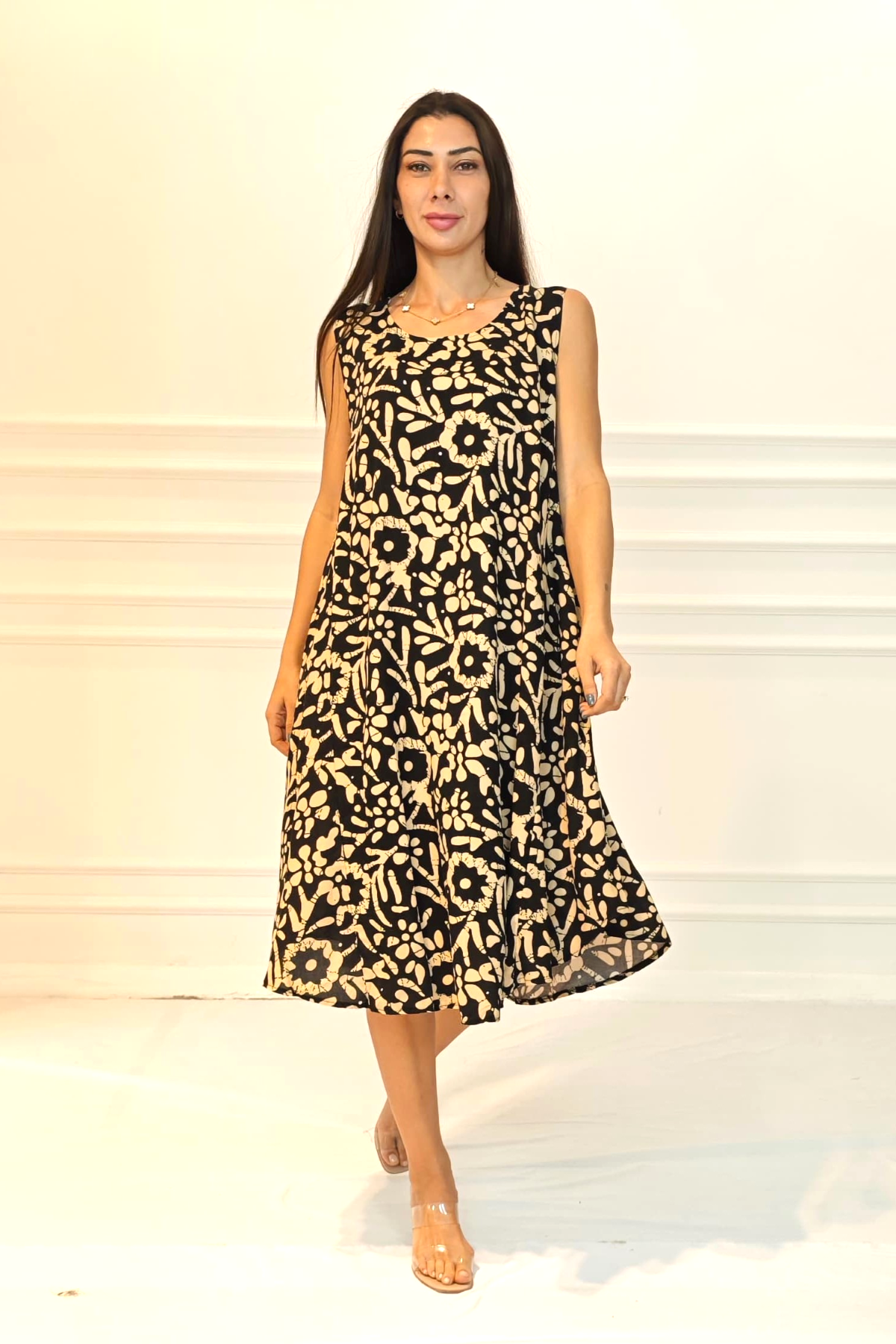 Siyah Bej Desenli U Yaka Askılı Midi Elbise