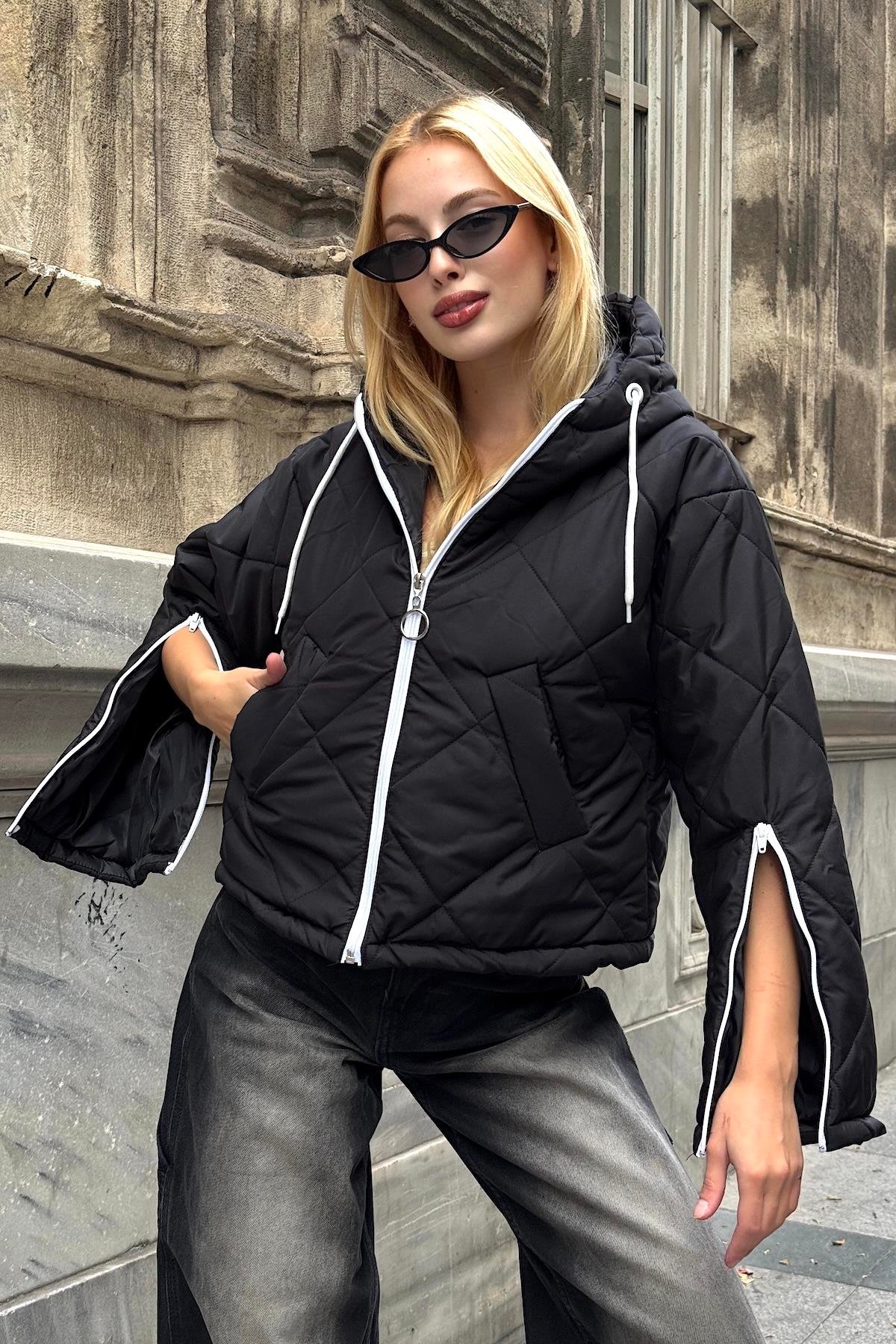 معطف أسود بقلنسوة قصير قابل للنفخ بقلنسوة مع أكمام بسحاب