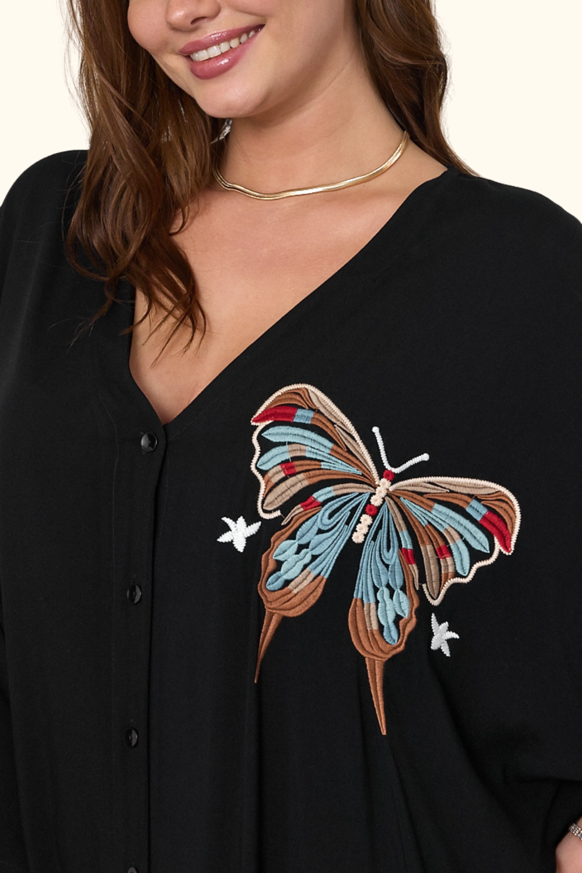 Siyah V Yaka Göğsü Kelebek Nakışlı Cepli Oversize Uzun Gömlek Elbise