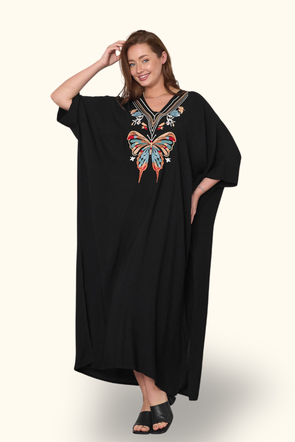 Siyah V Yaka Kelebek Nakışlı Cepli Oversize Uzun Elbise