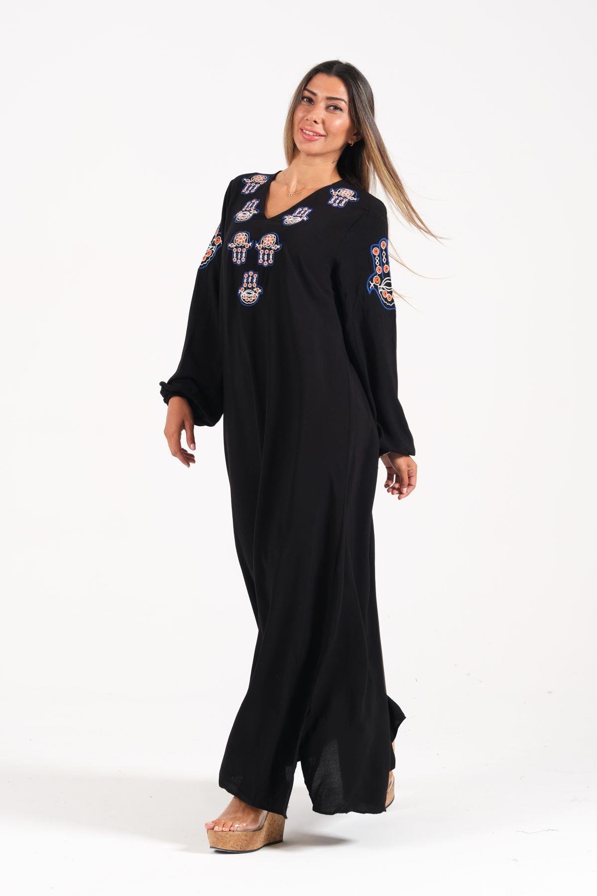 Siyah V Yaka Kolları ve Yakası Fatima Eli Nakışlı Uzun Elbise