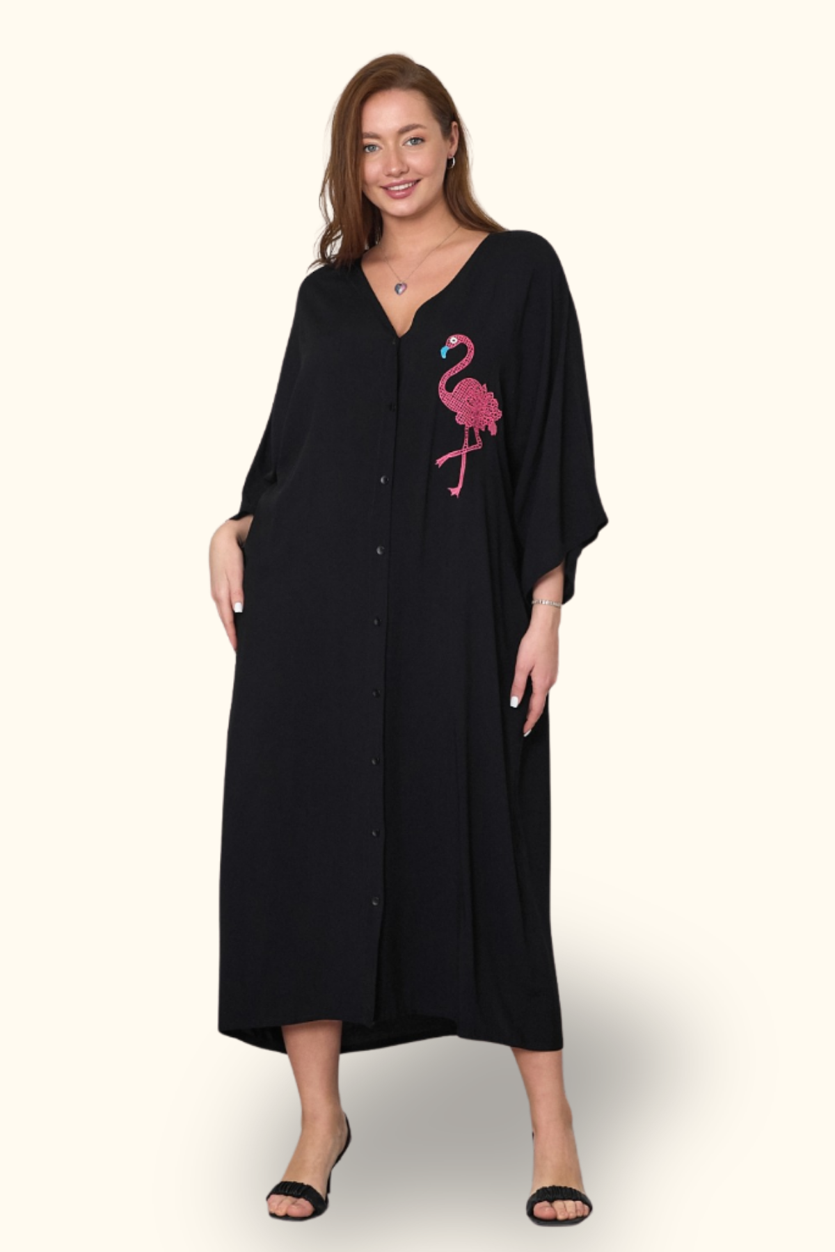 Siyah V Yaka Önü ve Sırtı Flamingo Nakışlı Cepli Oversize Uzun Gömlek Elbise