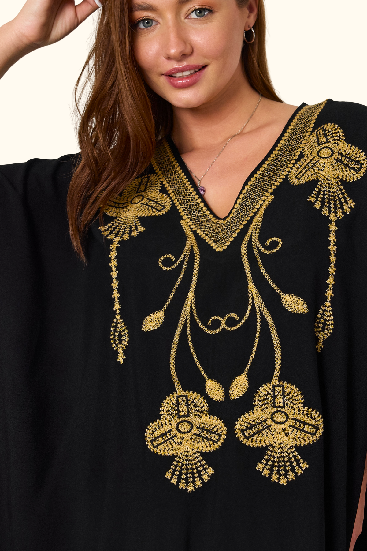 Siyah V Yaka Otantik Nakışlı Cepli Oversize Uzun Elbise