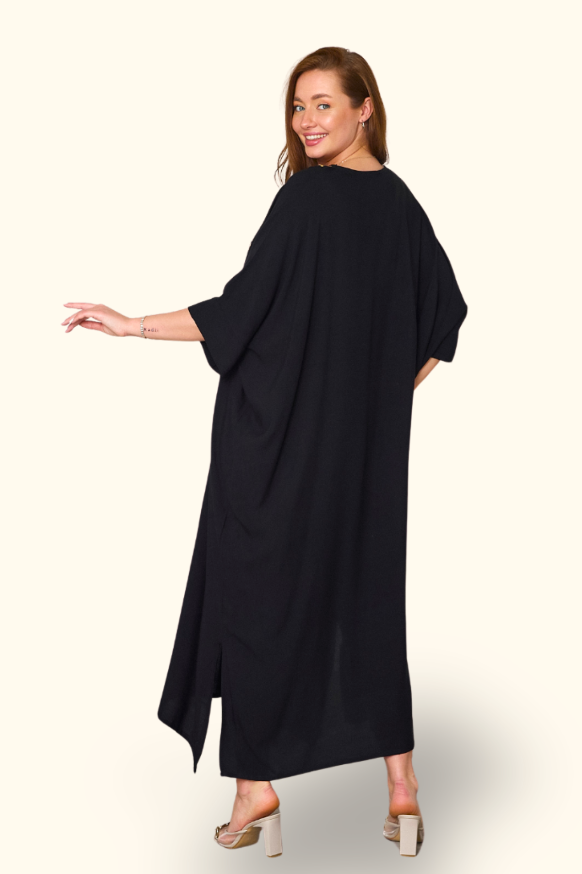 Siyah V Yaka Otantik Nakışlı Cepli Oversize Uzun Elbise
