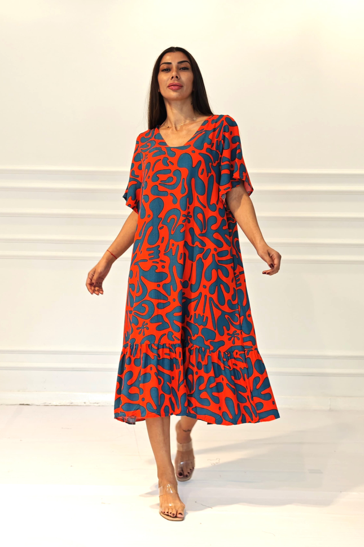 Turuncu Desenli V Yaka Cepli Etekleri Fırıfırlı Midi Elbise