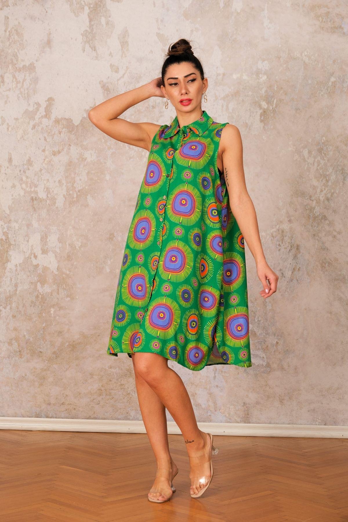 Yeşil Etnik Desenli Kolsuz Kısa Gömlek Elbise