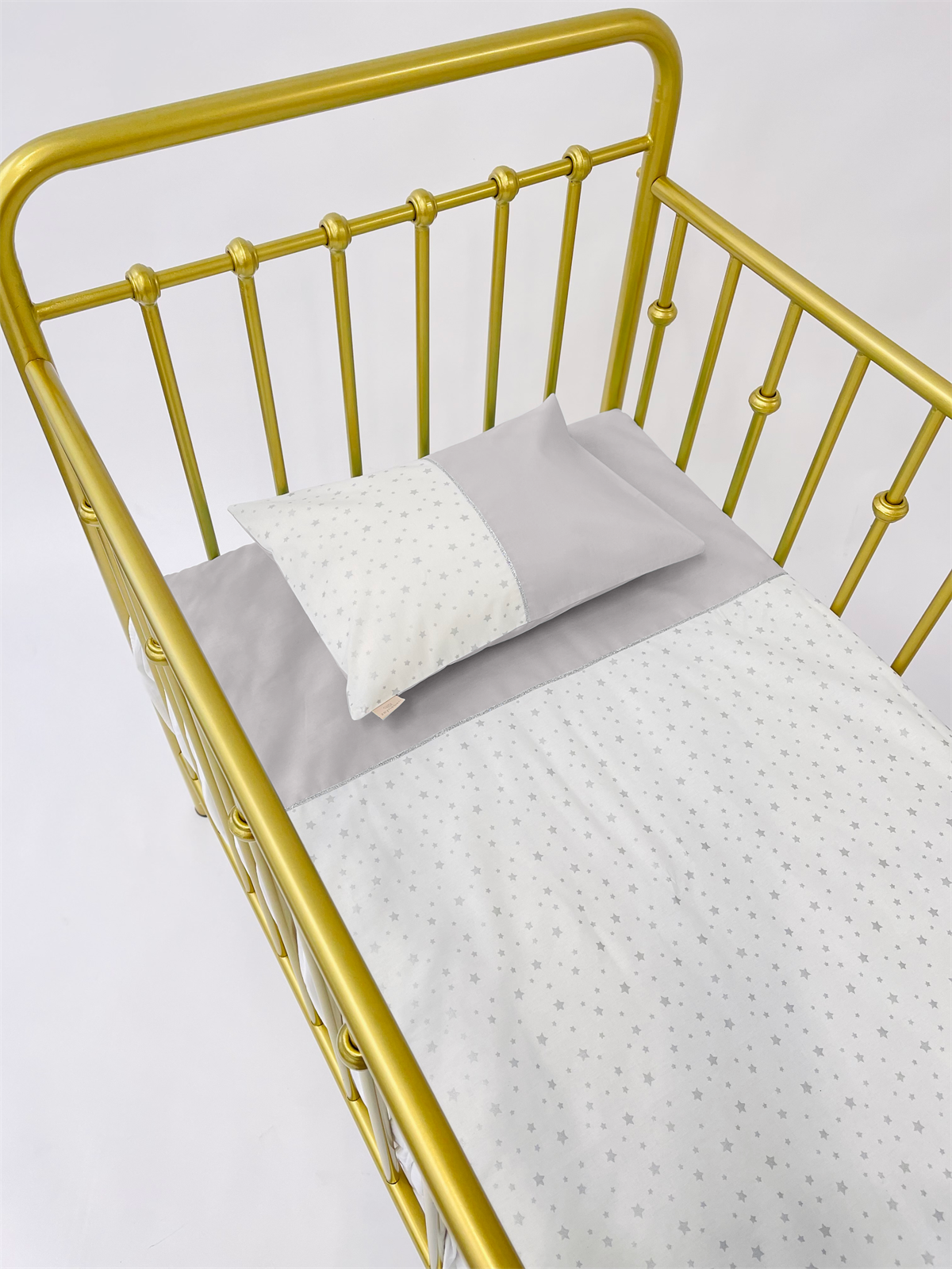 Gümüş Yıldızlar Gri Uyku Seti | Uyku Setleri Fiyatları - zeynebeli.com