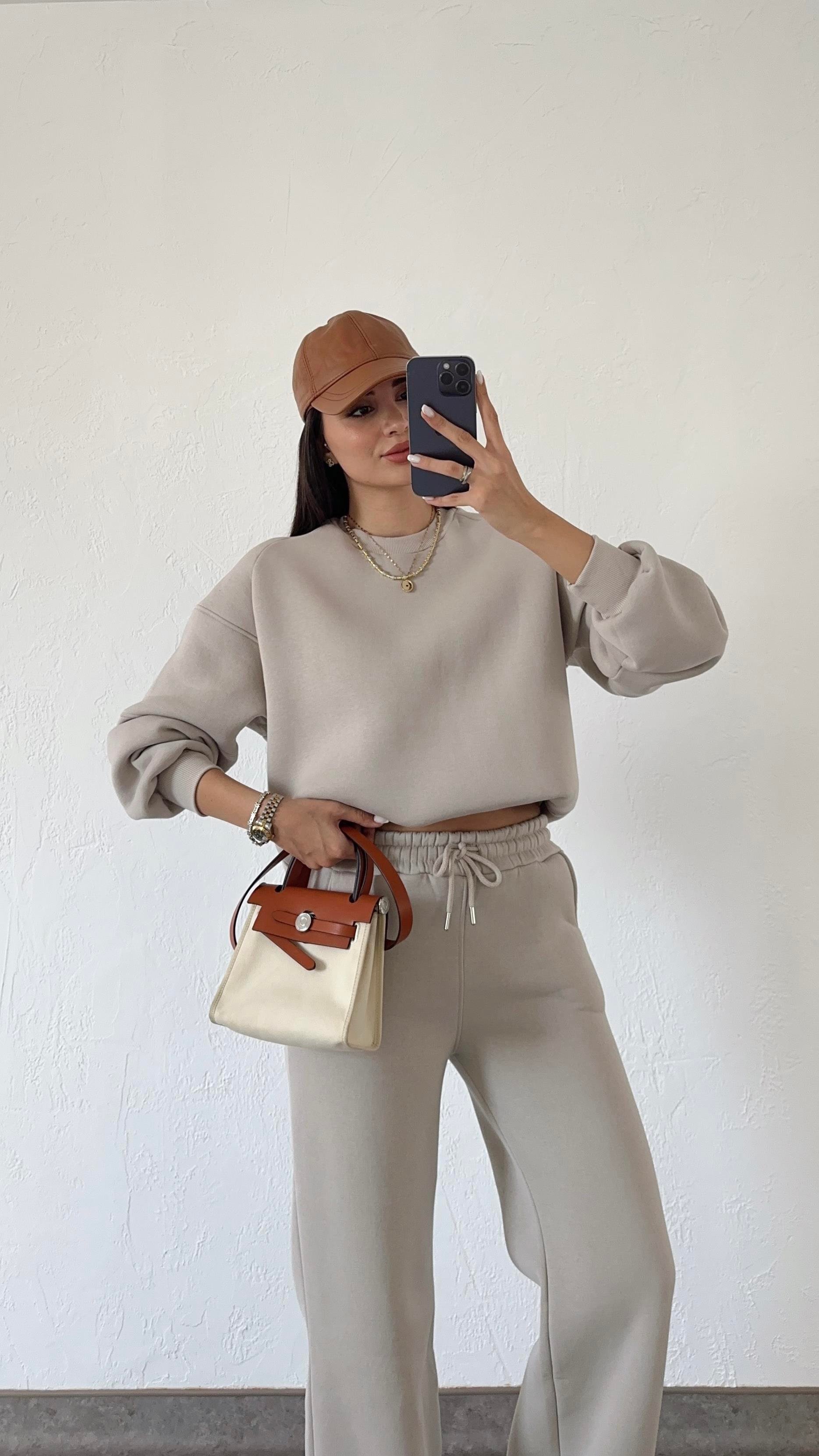 3 İplik Kol Dikişli Krem Basic Sweat