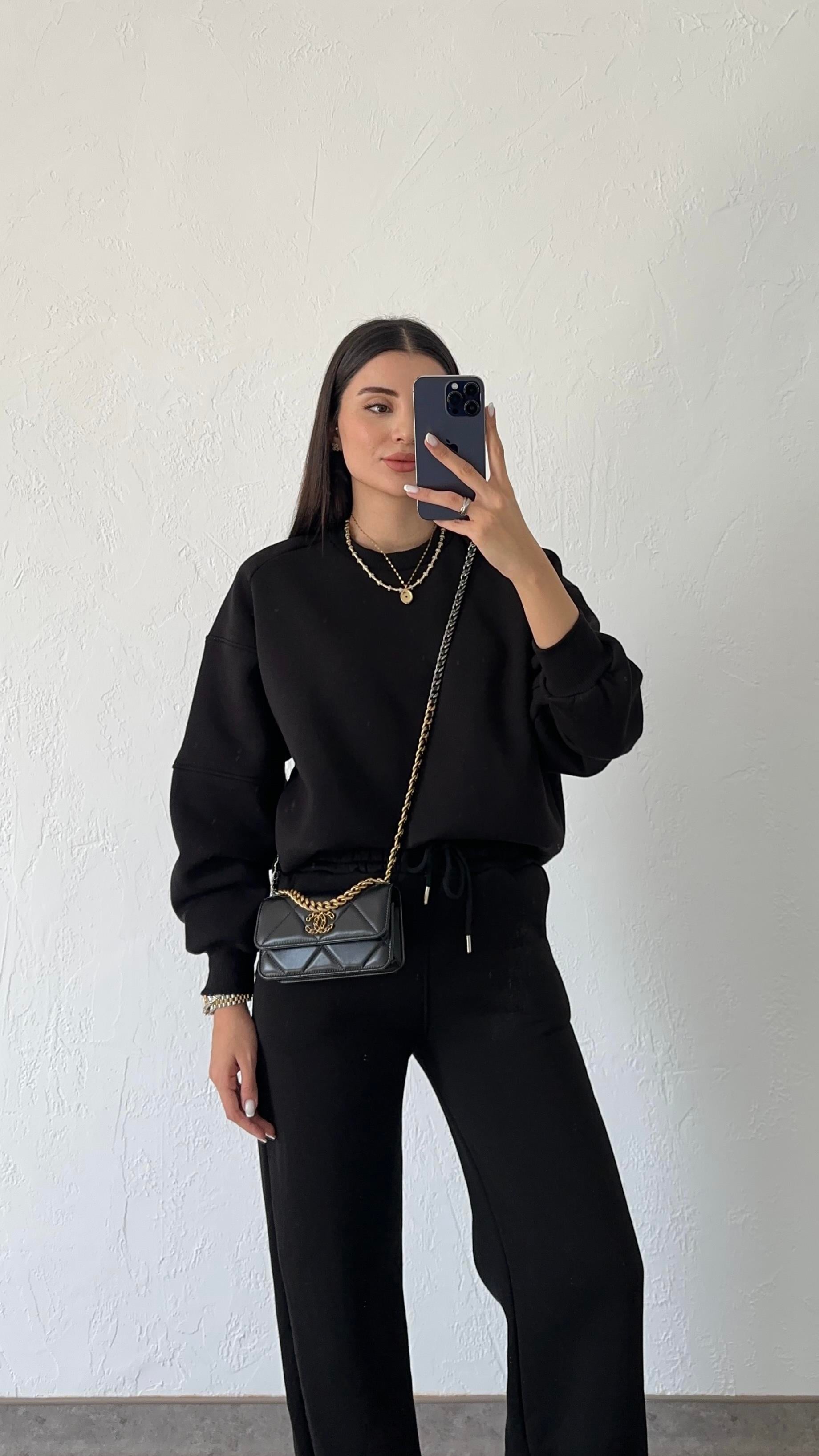 3 İplik Kol Dikişli Siyah Basic Sweat